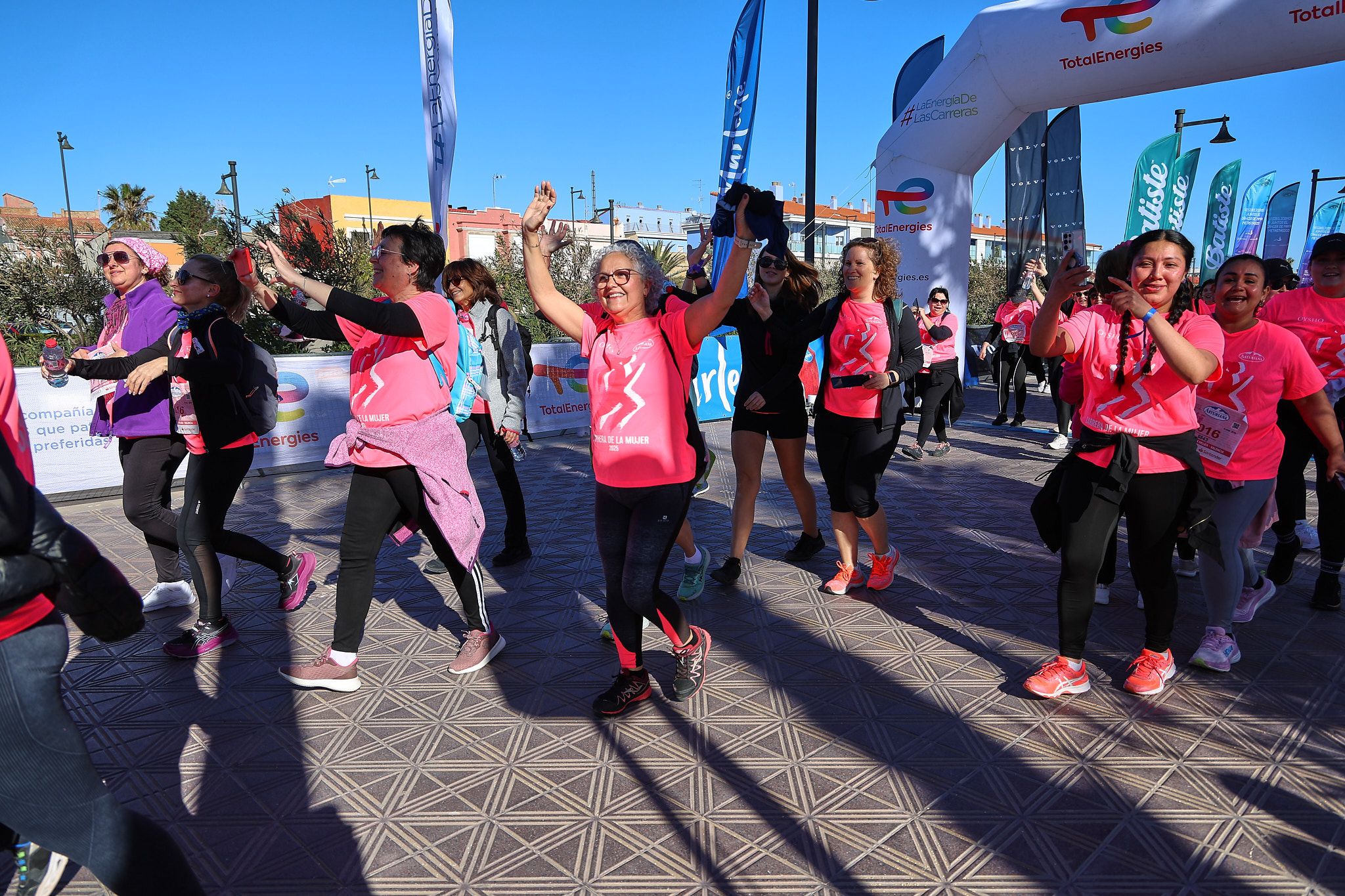 Las mejores fotos de la Carrera de la Mujer Central Lechera Asturiana de Valencia 2025. 1344