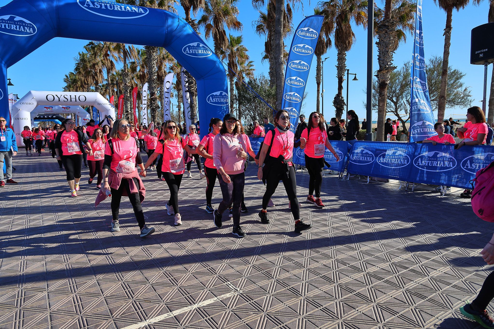 Las mejores fotos de la Carrera de la Mujer Central Lechera Asturiana de Valencia 2025. 1096