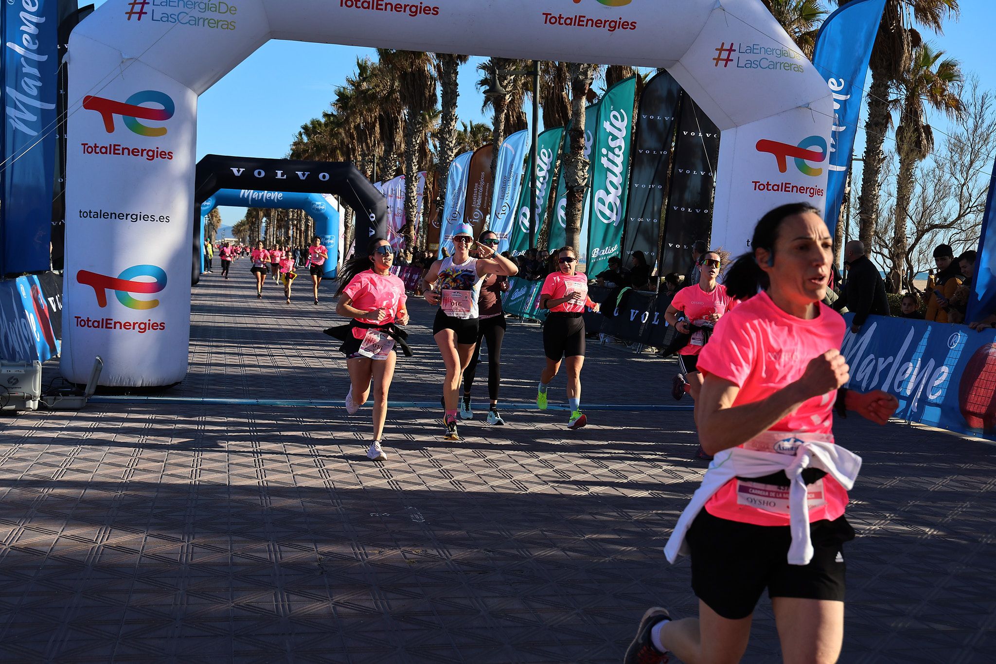 Las mejores fotos de la Carrera de la Mujer Central Lechera Asturiana de Valencia 2025. 378