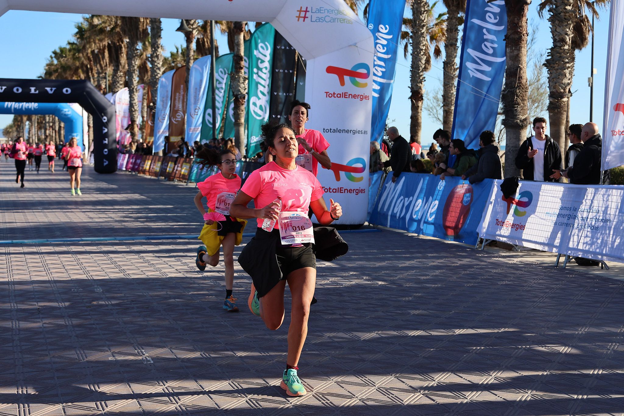 Las mejores fotos de la Carrera de la Mujer Central Lechera Asturiana de Valencia 2025. 382