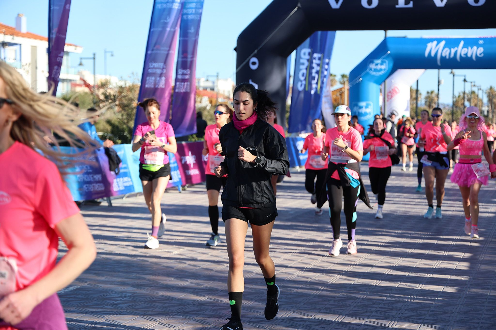 Las mejores fotos de la Carrera de la Mujer Central Lechera Asturiana de Valencia 2025. 612