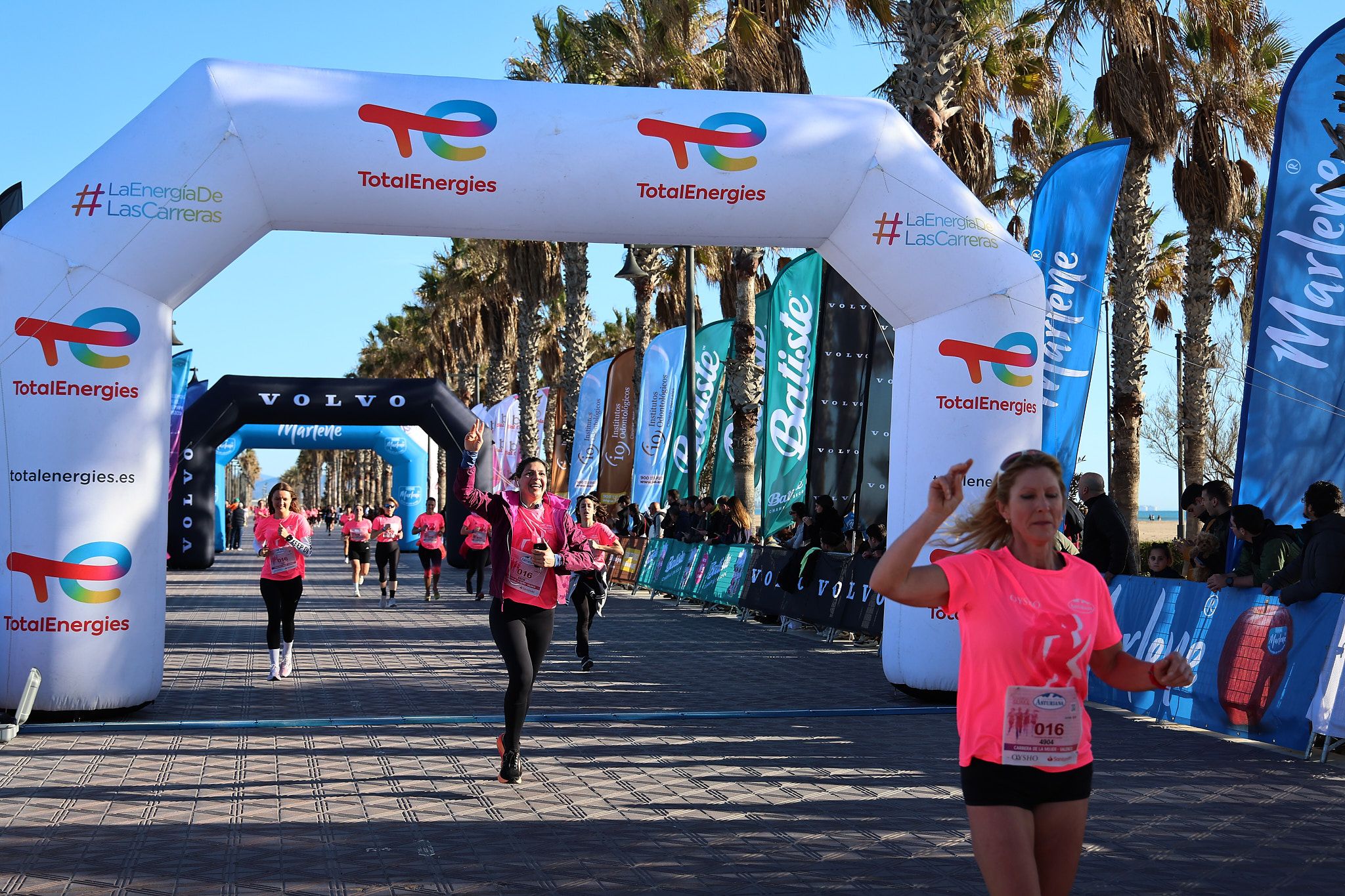 Las mejores fotos de la Carrera de la Mujer Central Lechera Asturiana de Valencia 2025. 385