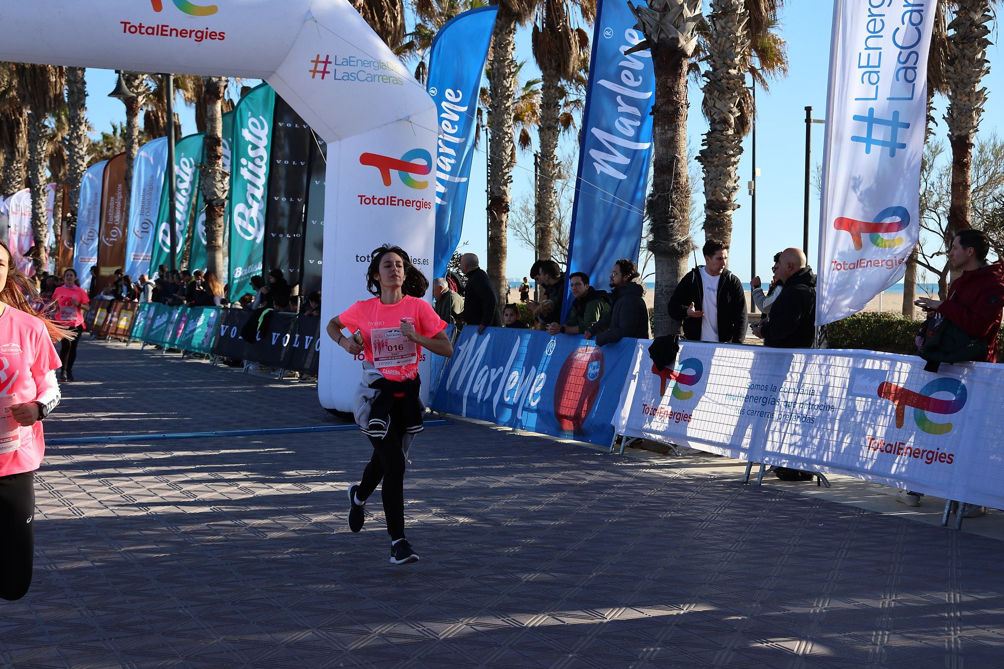 Las mejores fotos de la Carrera de la Mujer Central Lechera Asturiana de Valencia 2025. 387