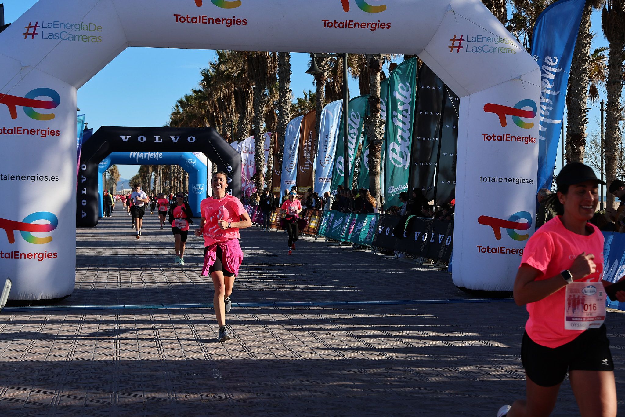 Las mejores fotos de la Carrera de la Mujer Central Lechera Asturiana de Valencia 2025. 394