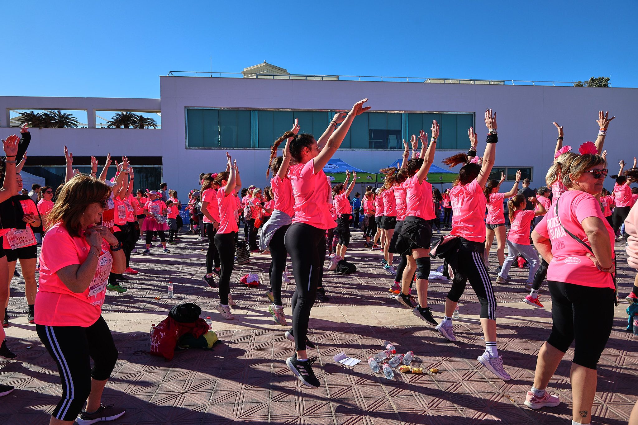 Las mejores fotos de la Carrera de la Mujer Central Lechera Asturiana de Valencia 2025. 1601