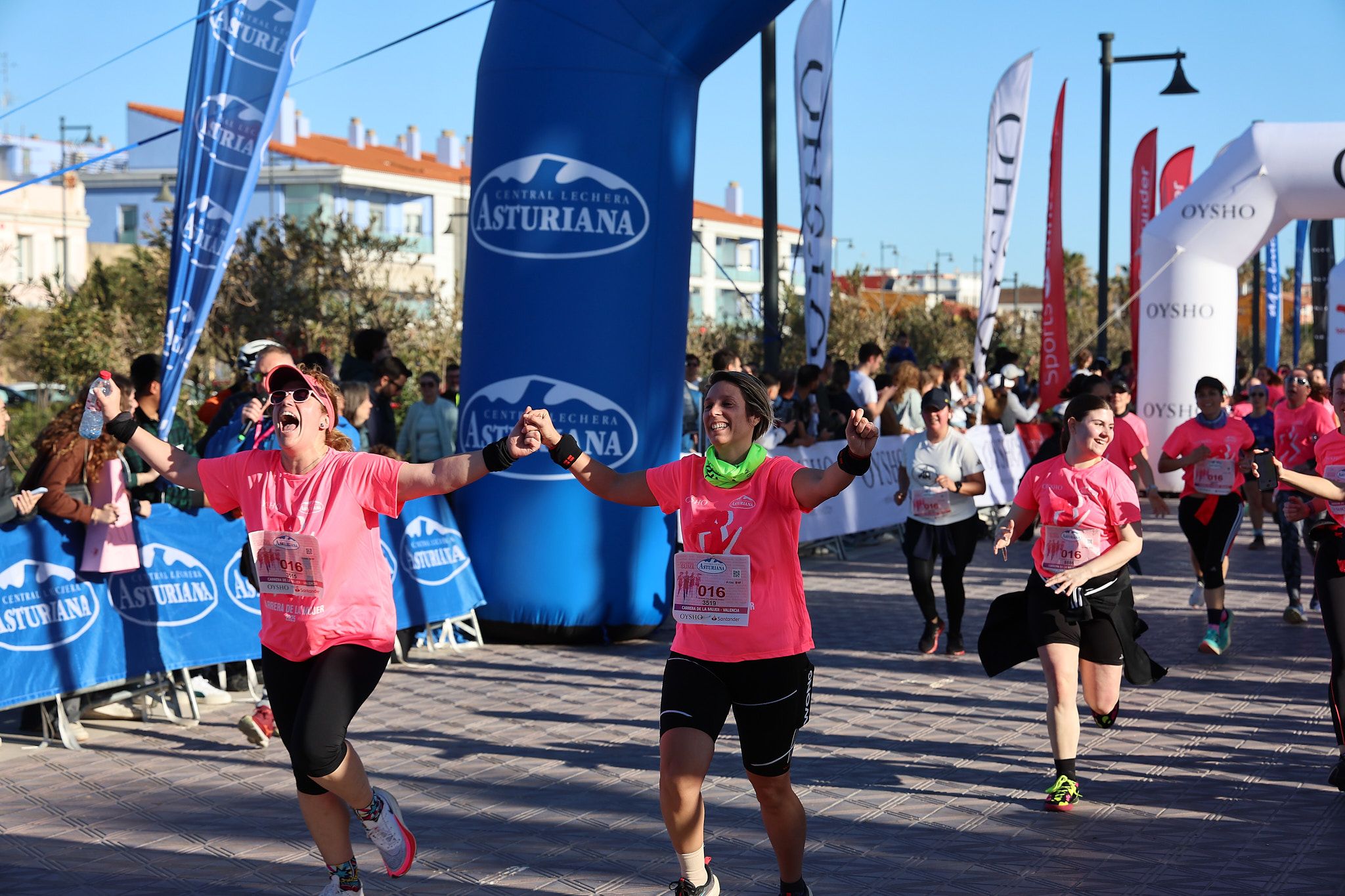 Las mejores fotos de la Carrera de la Mujer Central Lechera Asturiana de Valencia 2025. 877