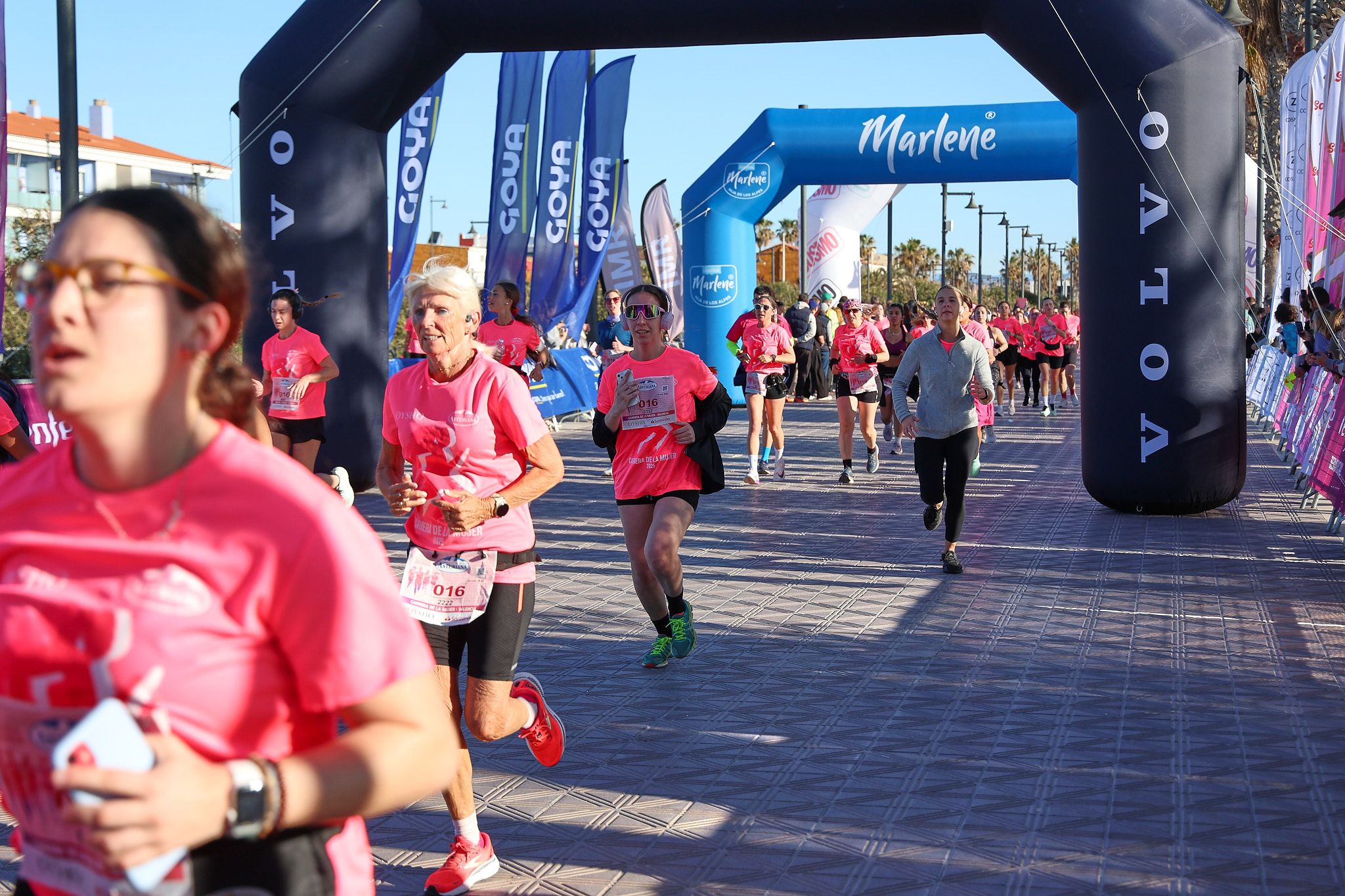 Las mejores fotos de la Carrera de la Mujer Central Lechera Asturiana de Valencia 2025. 632