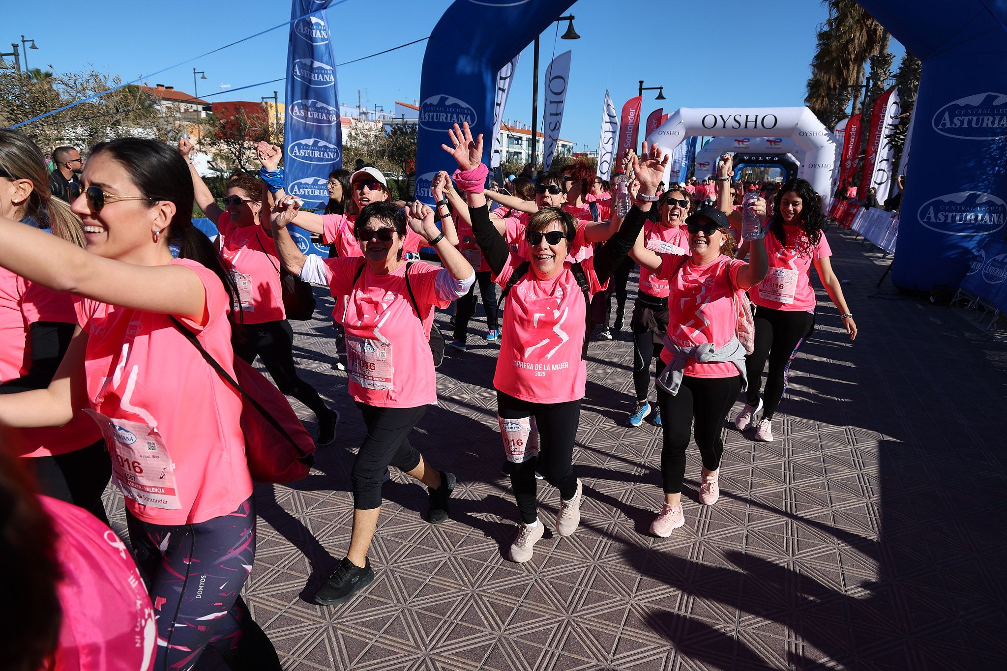Las mejores fotos de la Carrera de la Mujer Central Lechera Asturiana de Valencia 2025. 1121