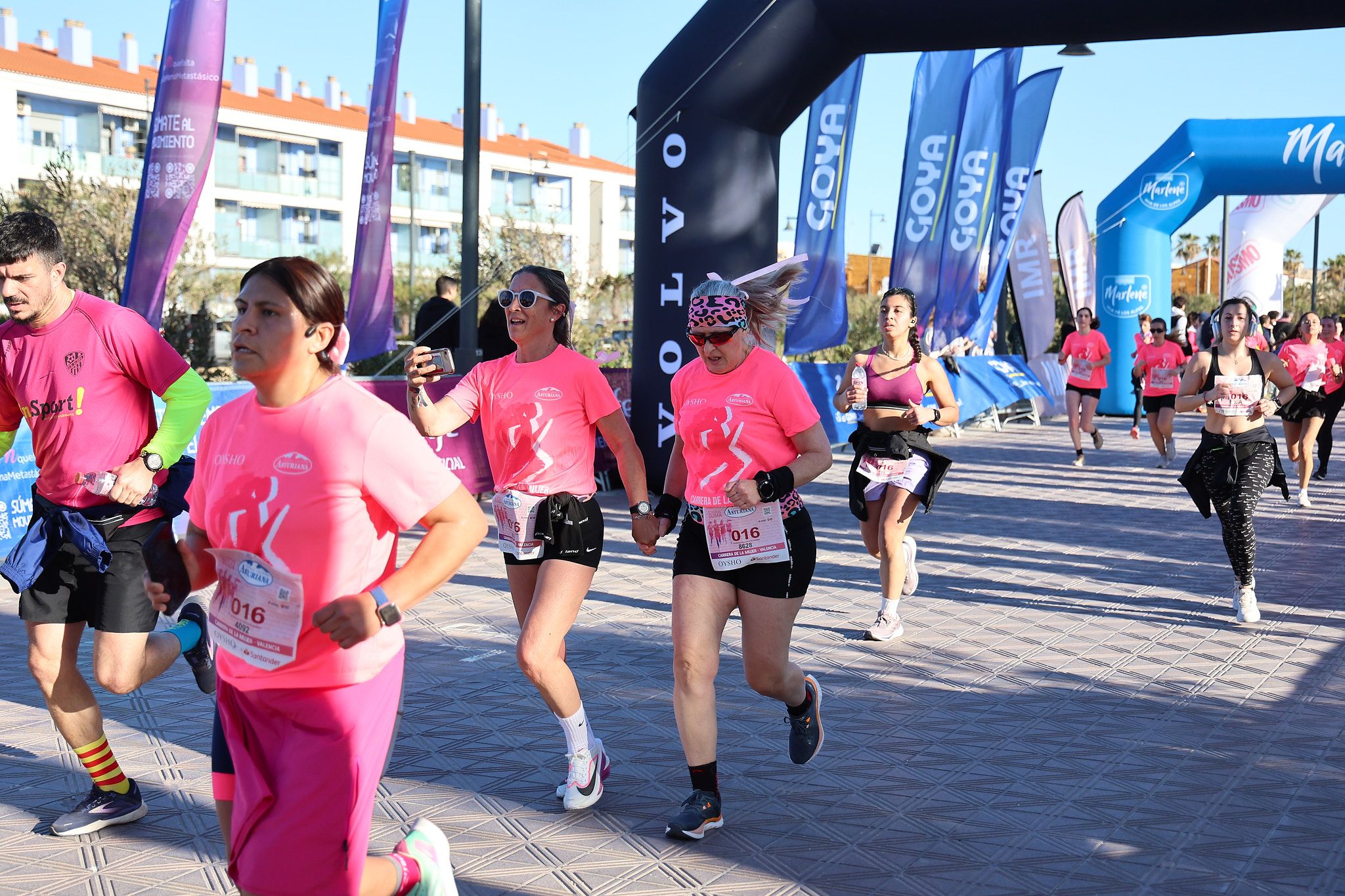 Las mejores fotos de la Carrera de la Mujer Central Lechera Asturiana de Valencia 2025. 639