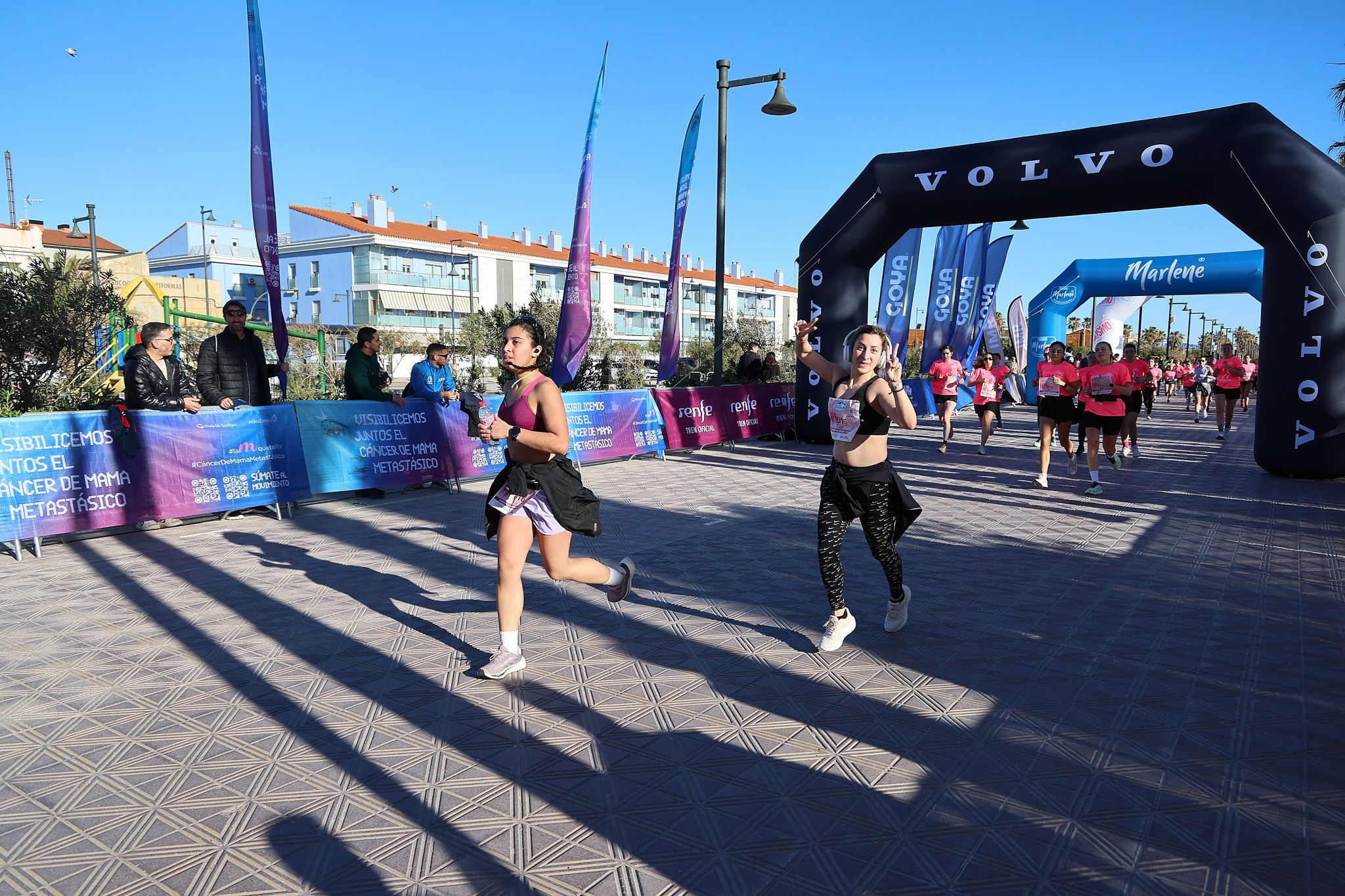 Las mejores fotos de la Carrera de la Mujer Central Lechera Asturiana de Valencia 2025. 642
