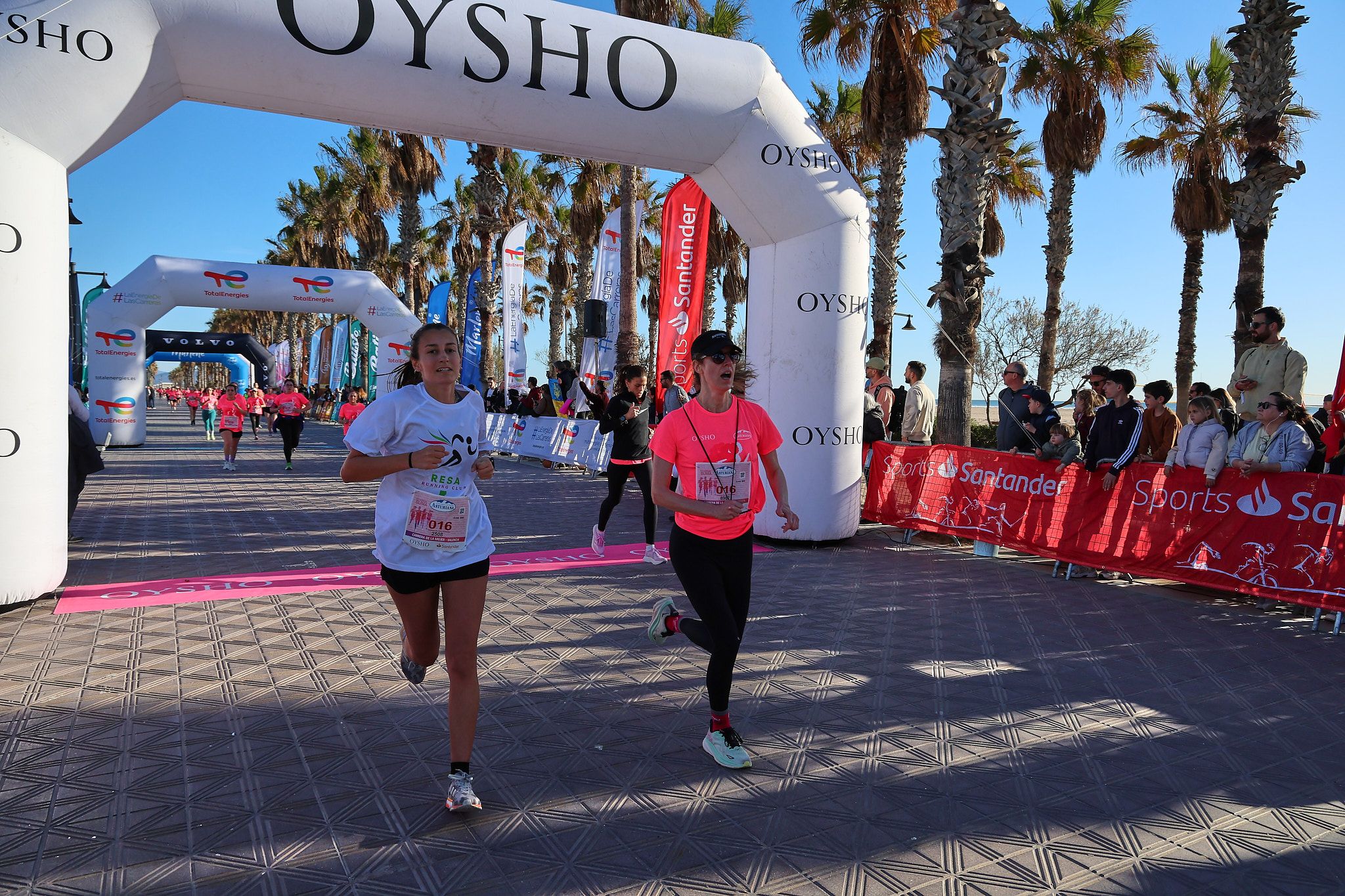 Las mejores fotos de la Carrera de la Mujer Central Lechera Asturiana de Valencia 2025. 407