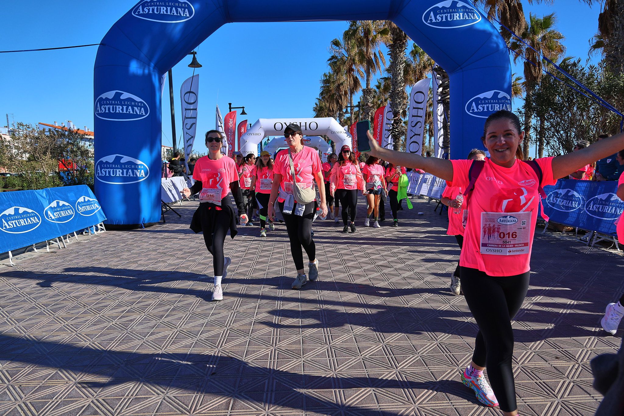 Las mejores fotos de la Carrera de la Mujer Central Lechera Asturiana de Valencia 2025. 1129