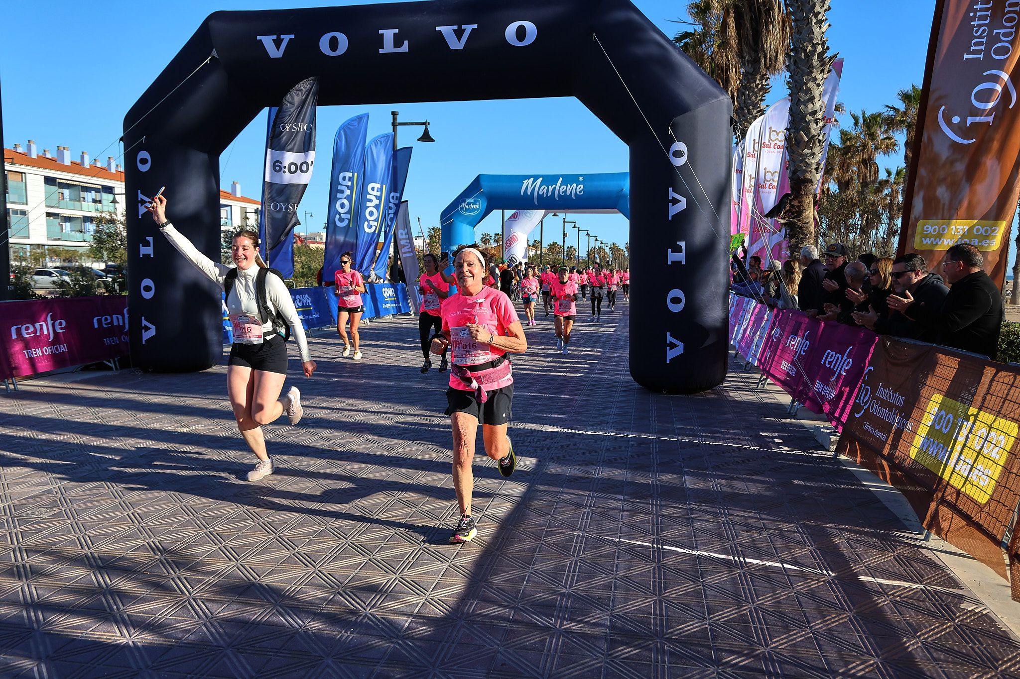 Las mejores fotos de la Carrera de la Mujer Central Lechera Asturiana de Valencia 2025. 658