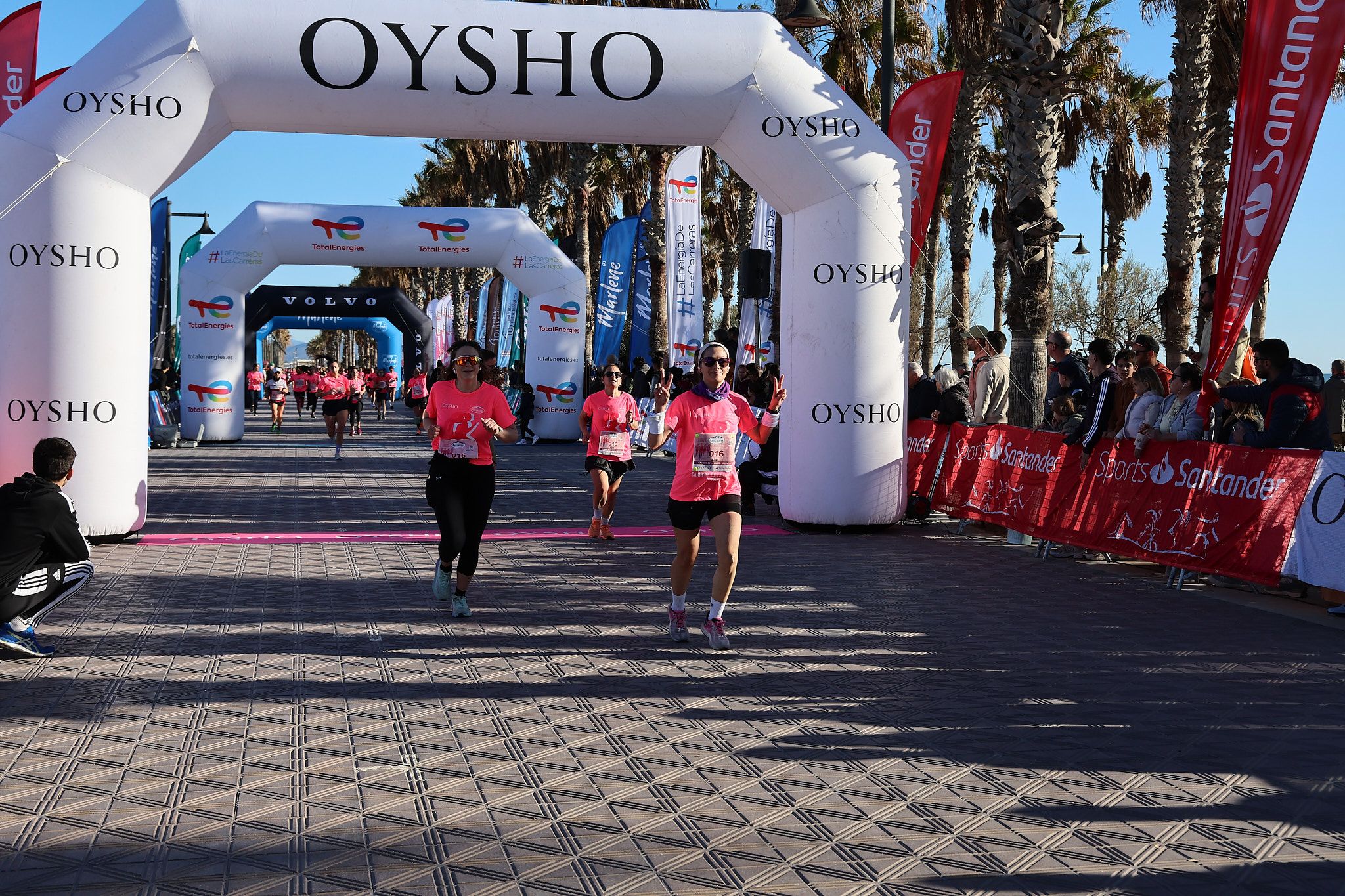 Las mejores fotos de la Carrera de la Mujer Central Lechera Asturiana de Valencia 2025. 425