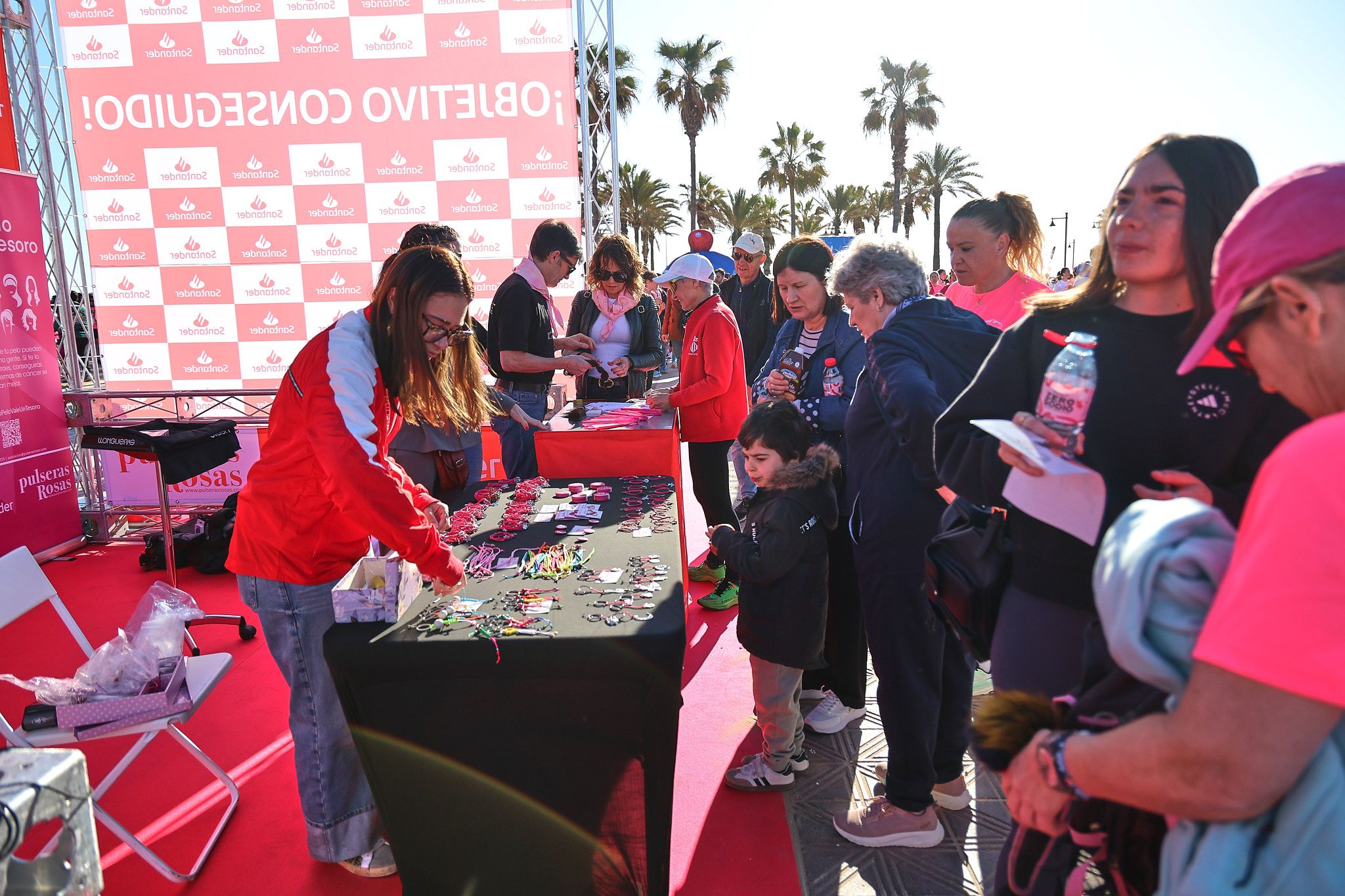 Las mejores fotos de la Carrera de la Mujer Central Lechera Asturiana de Valencia 2025. 909