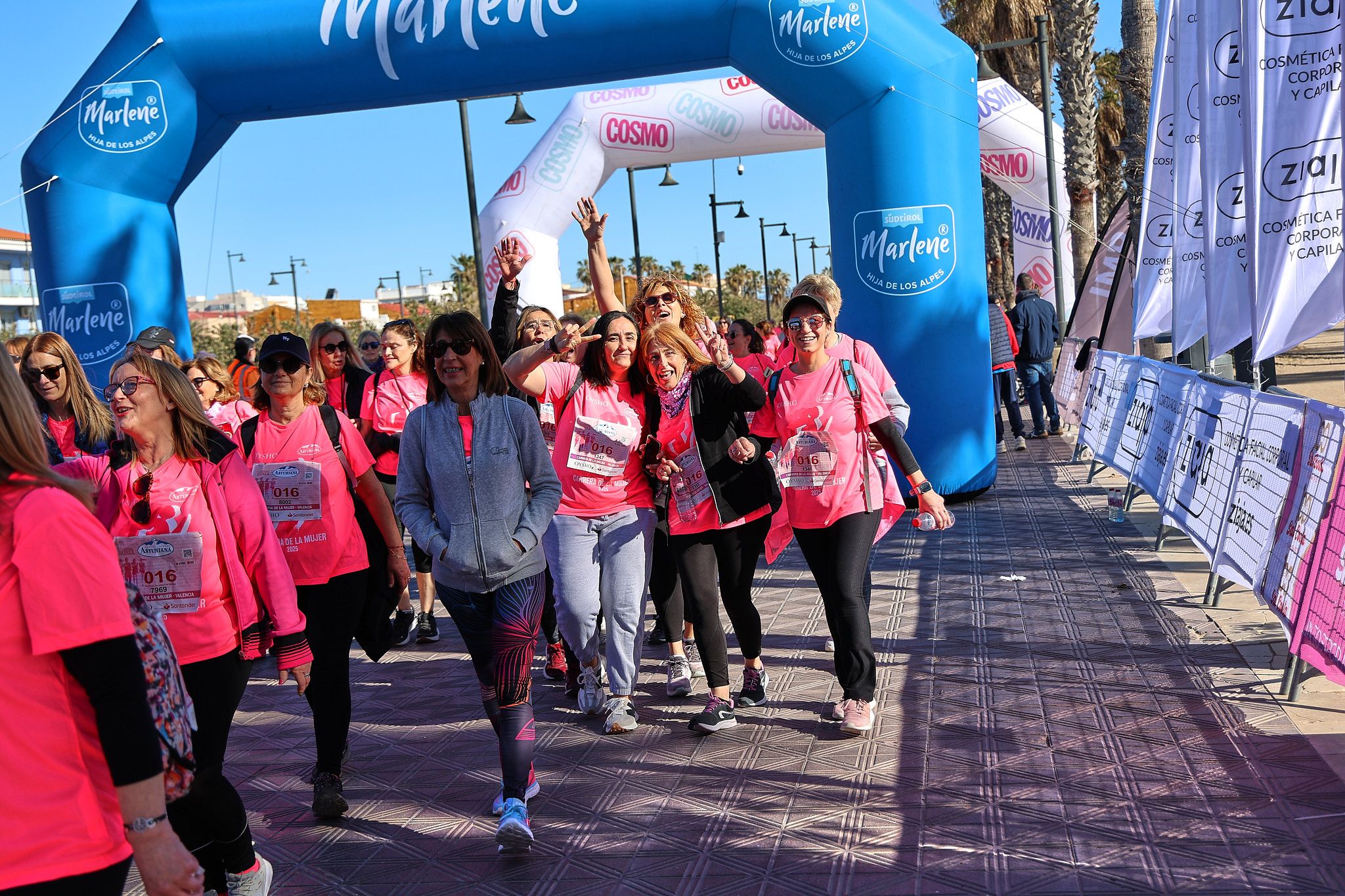 Las mejores fotos de la Carrera de la Mujer Central Lechera Asturiana de Valencia 2025. 1400
