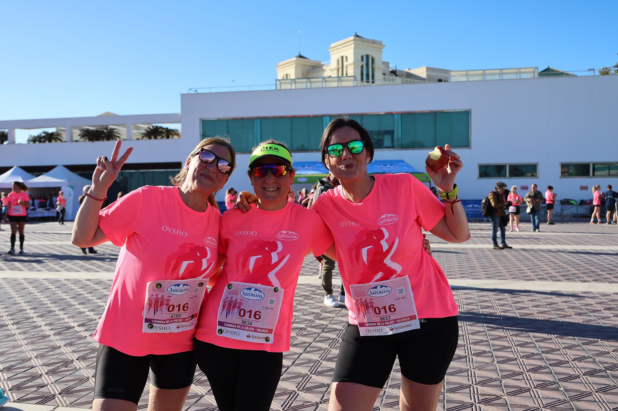 Las mejores fotos de la Carrera de la Mujer Central Lechera Asturiana de Valencia 2025. 910