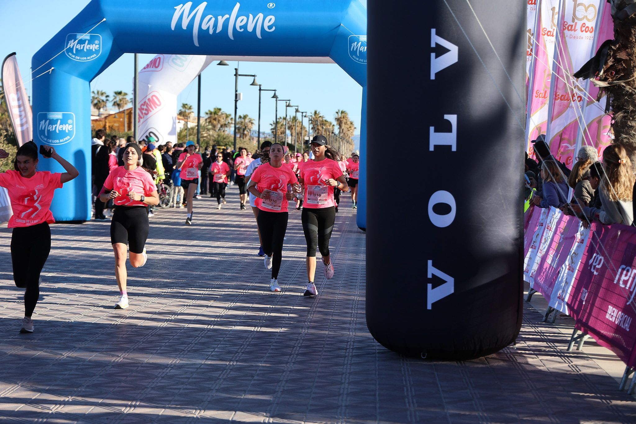 Las mejores fotos de la Carrera de la Mujer Central Lechera Asturiana de Valencia 2025. 667