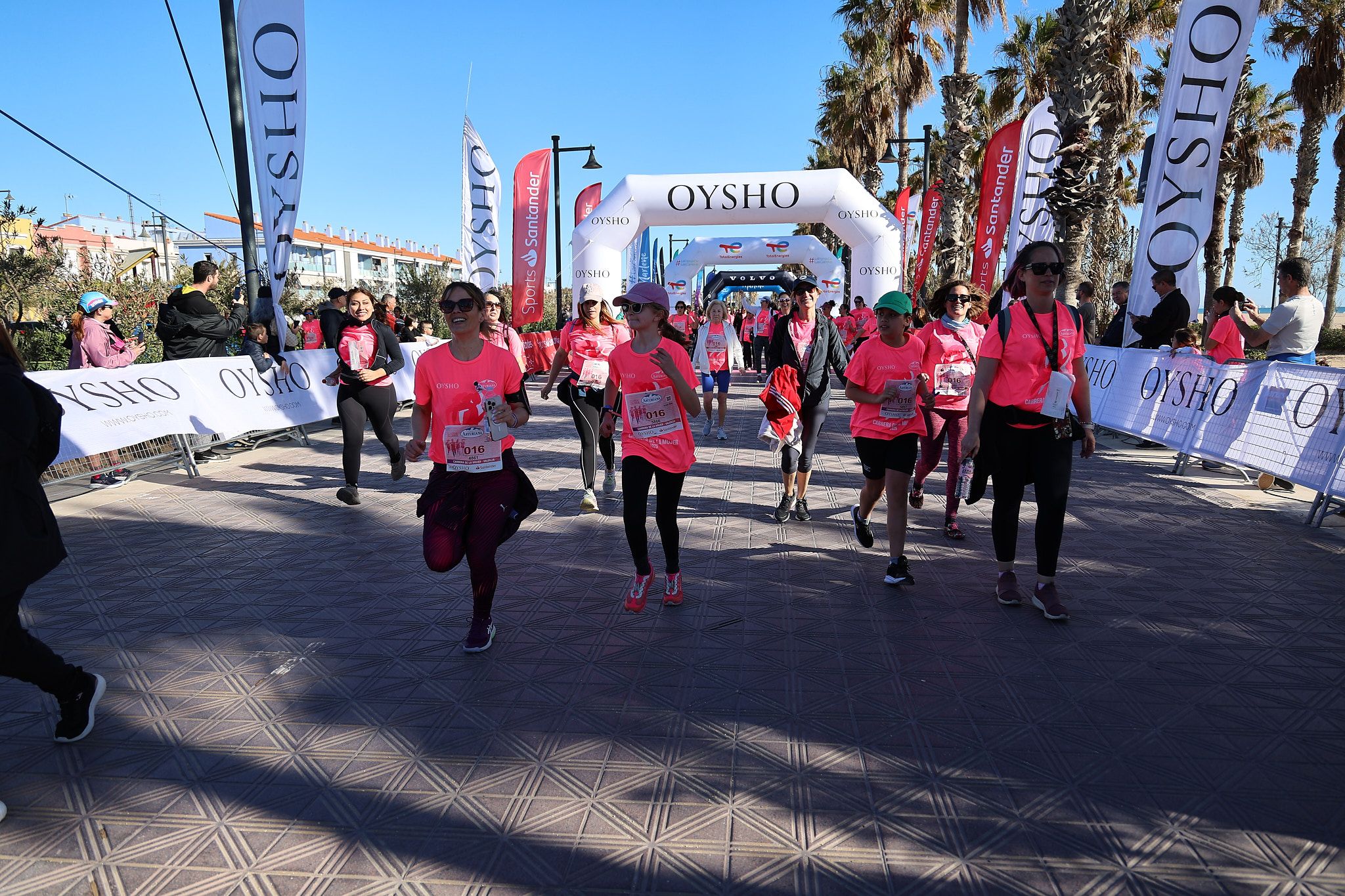 Las mejores fotos de la Carrera de la Mujer Central Lechera Asturiana de Valencia 2025. 1149