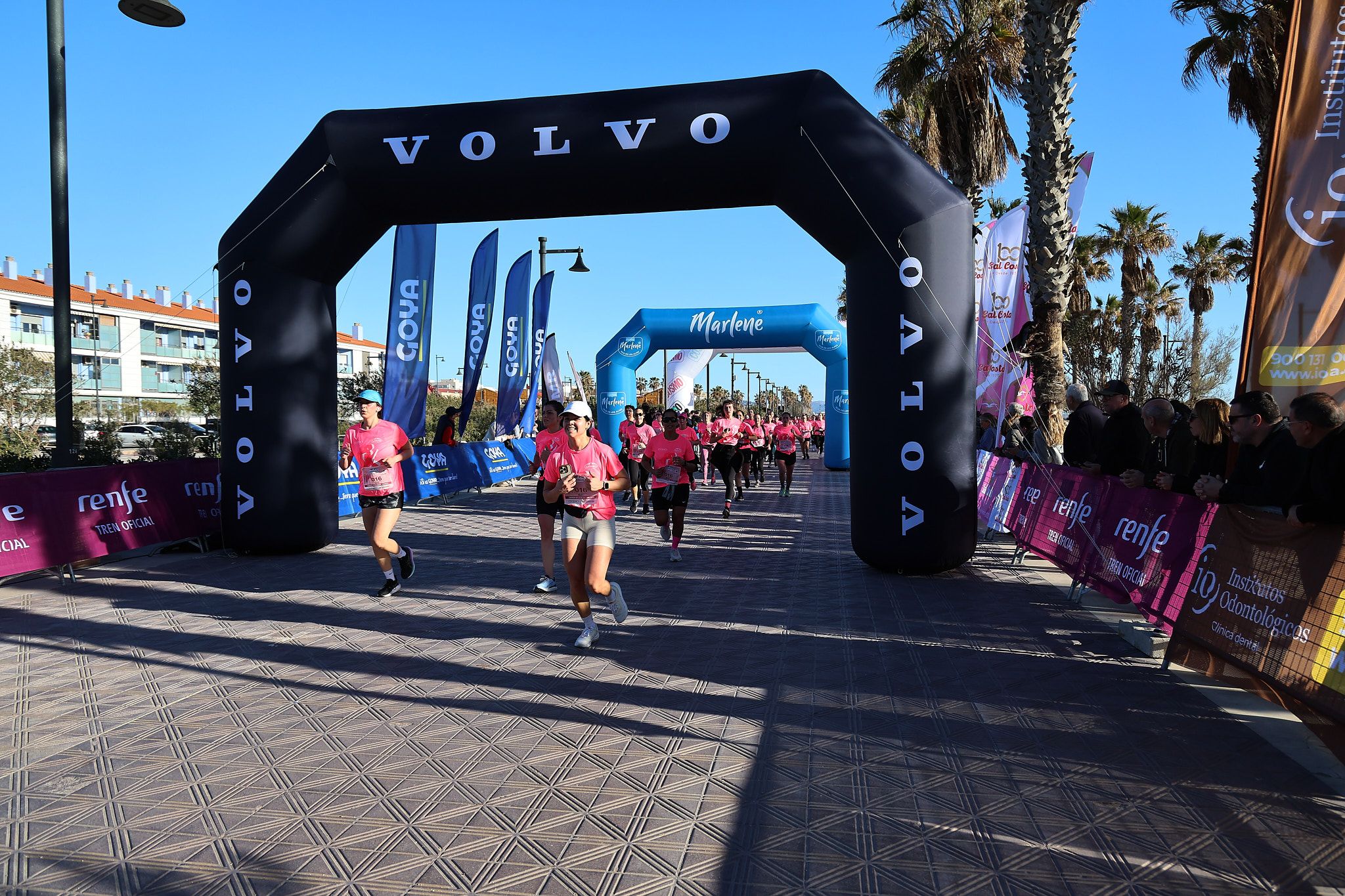 Las mejores fotos de la Carrera de la Mujer Central Lechera Asturiana de Valencia 2025. 671