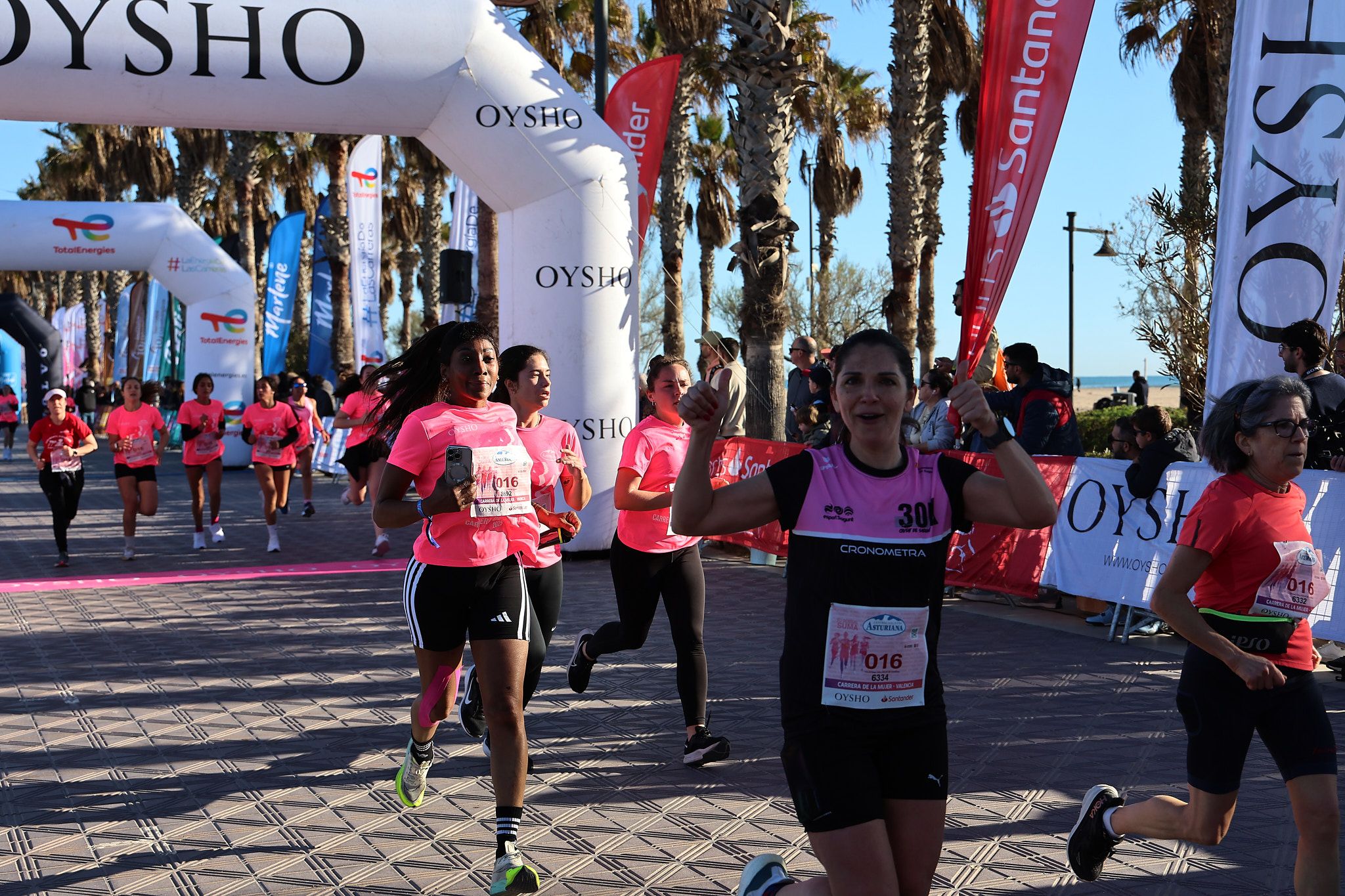 Las mejores fotos de la Carrera de la Mujer Central Lechera Asturiana de Valencia 2025. 437