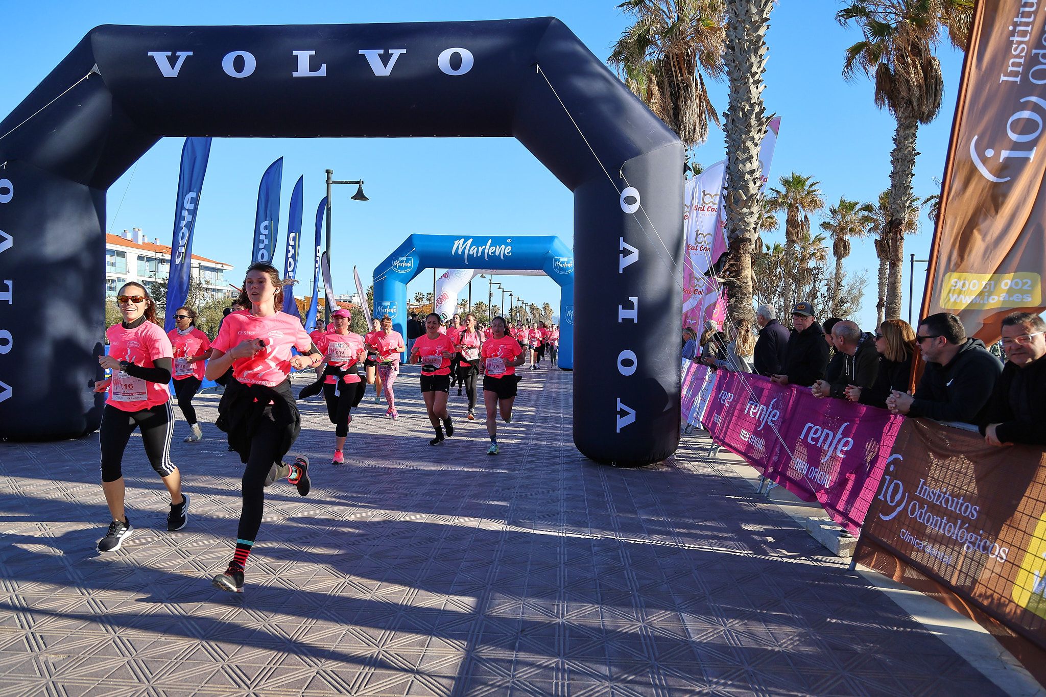 Las mejores fotos de la Carrera de la Mujer Central Lechera Asturiana de Valencia 2025. 675