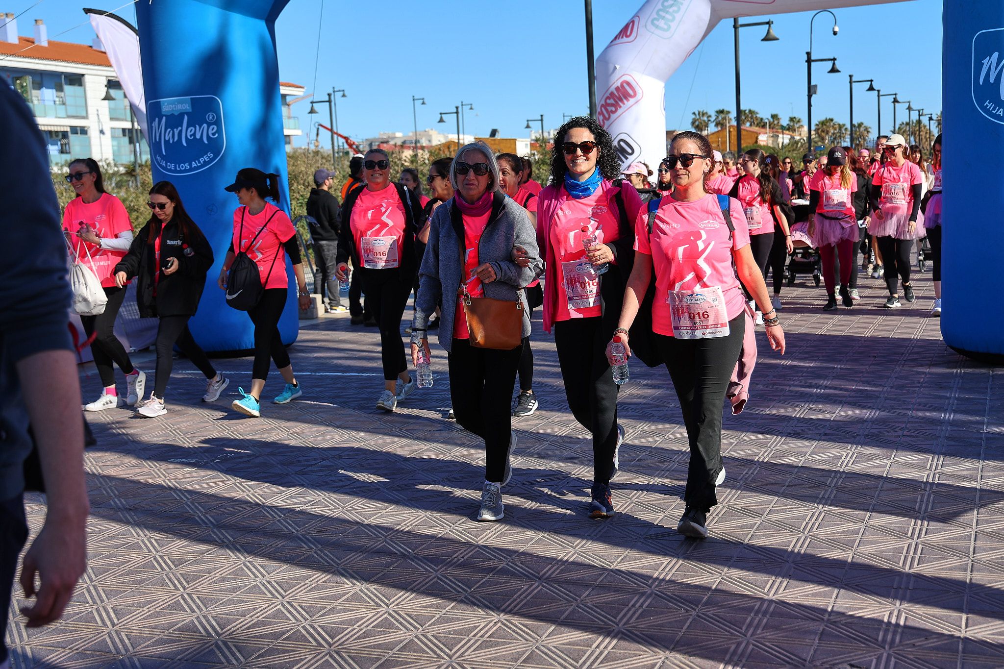 Las mejores fotos de la Carrera de la Mujer Central Lechera Asturiana de Valencia 2025. 1412