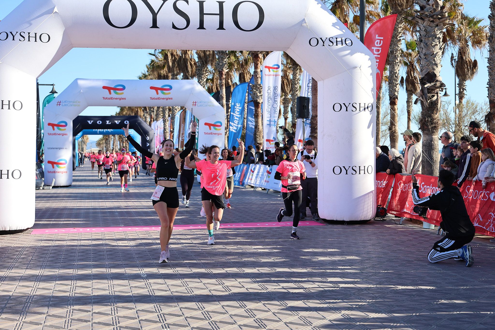 Las mejores fotos de la Carrera de la Mujer Central Lechera Asturiana de Valencia 2025. 439