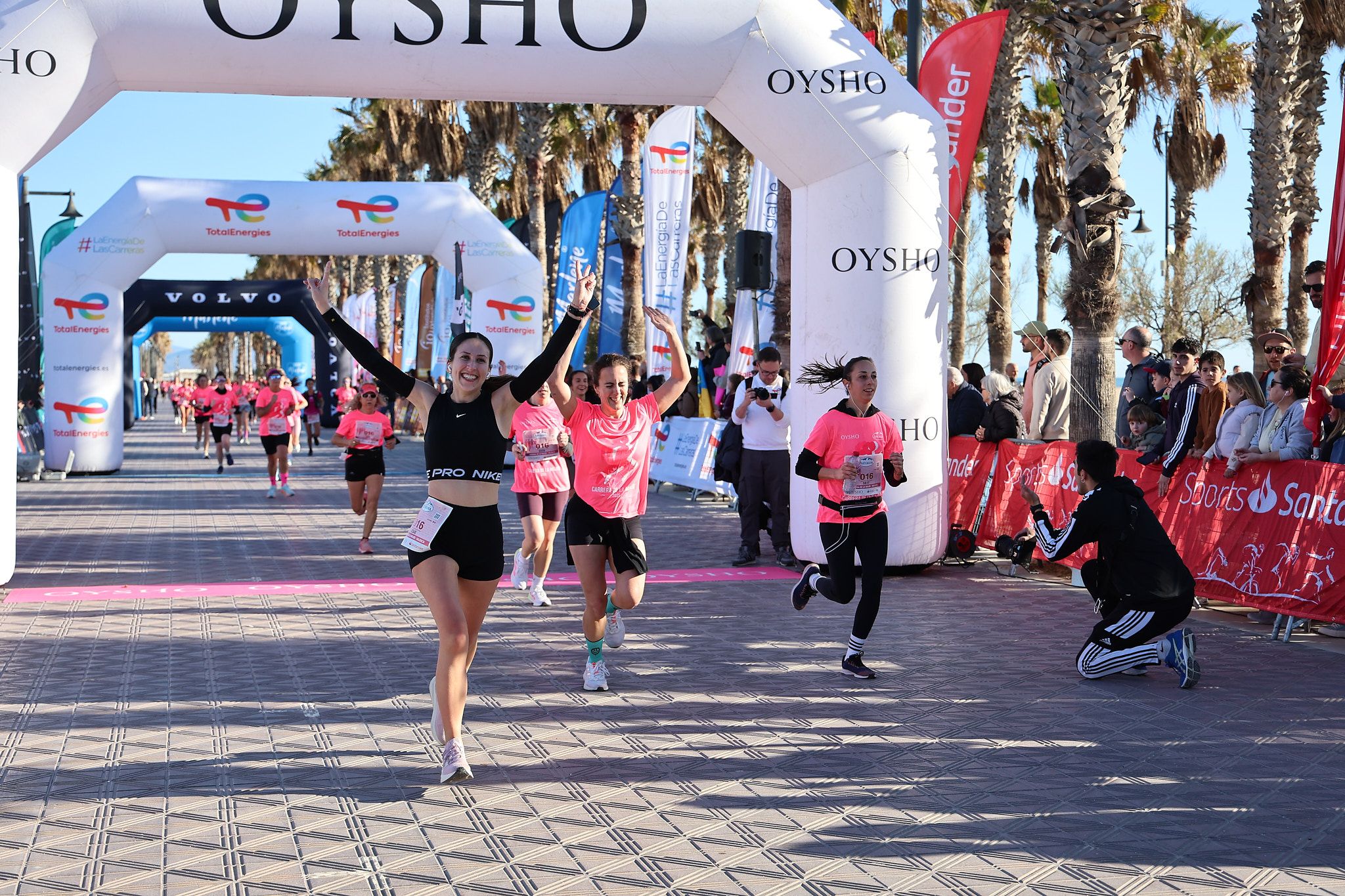 Las mejores fotos de la Carrera de la Mujer Central Lechera Asturiana de Valencia 2025. 440