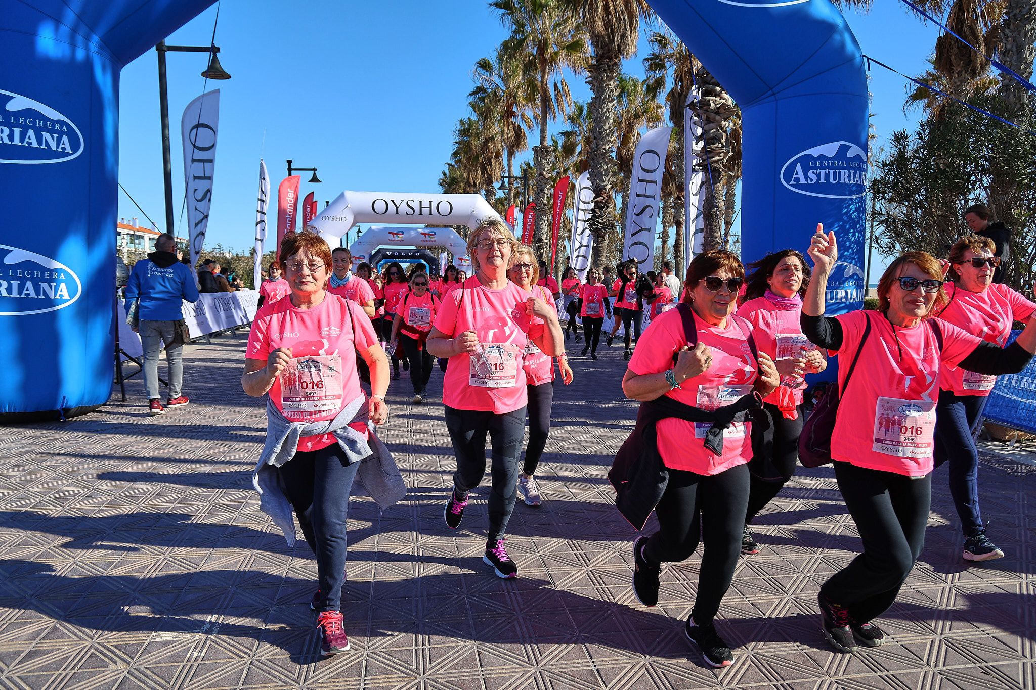 Las mejores fotos de la Carrera de la Mujer Central Lechera Asturiana de Valencia 2025. 1160