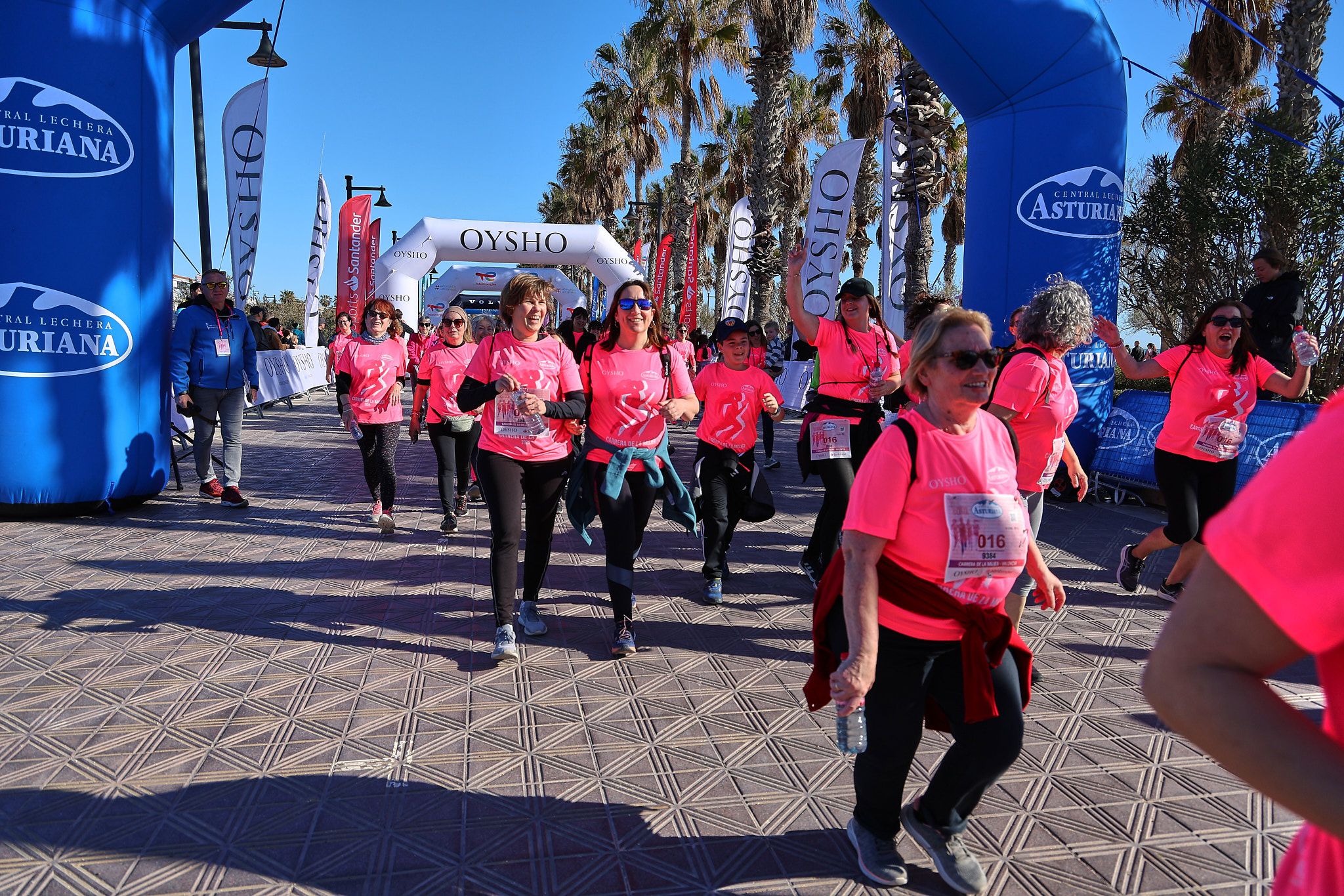 Las mejores fotos de la Carrera de la Mujer Central Lechera Asturiana de Valencia 2025. 1162