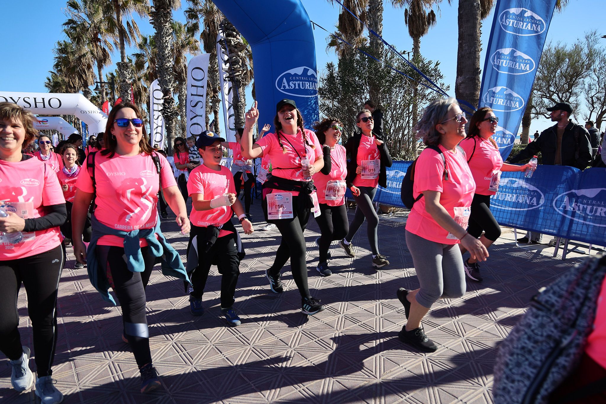Las mejores fotos de la Carrera de la Mujer Central Lechera Asturiana de Valencia 2025. 1163