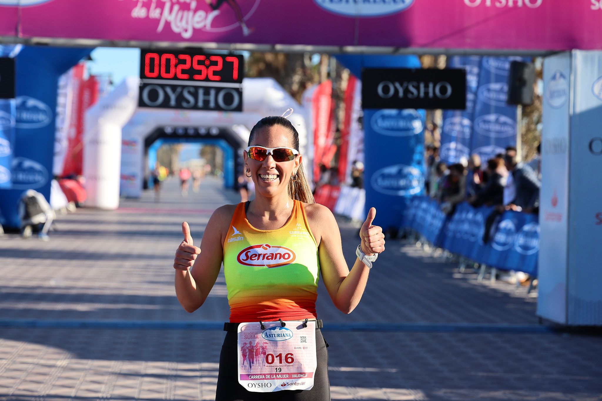 Las mejores fotos de la Carrera de la Mujer Central Lechera Asturiana de Valencia 2025. 232