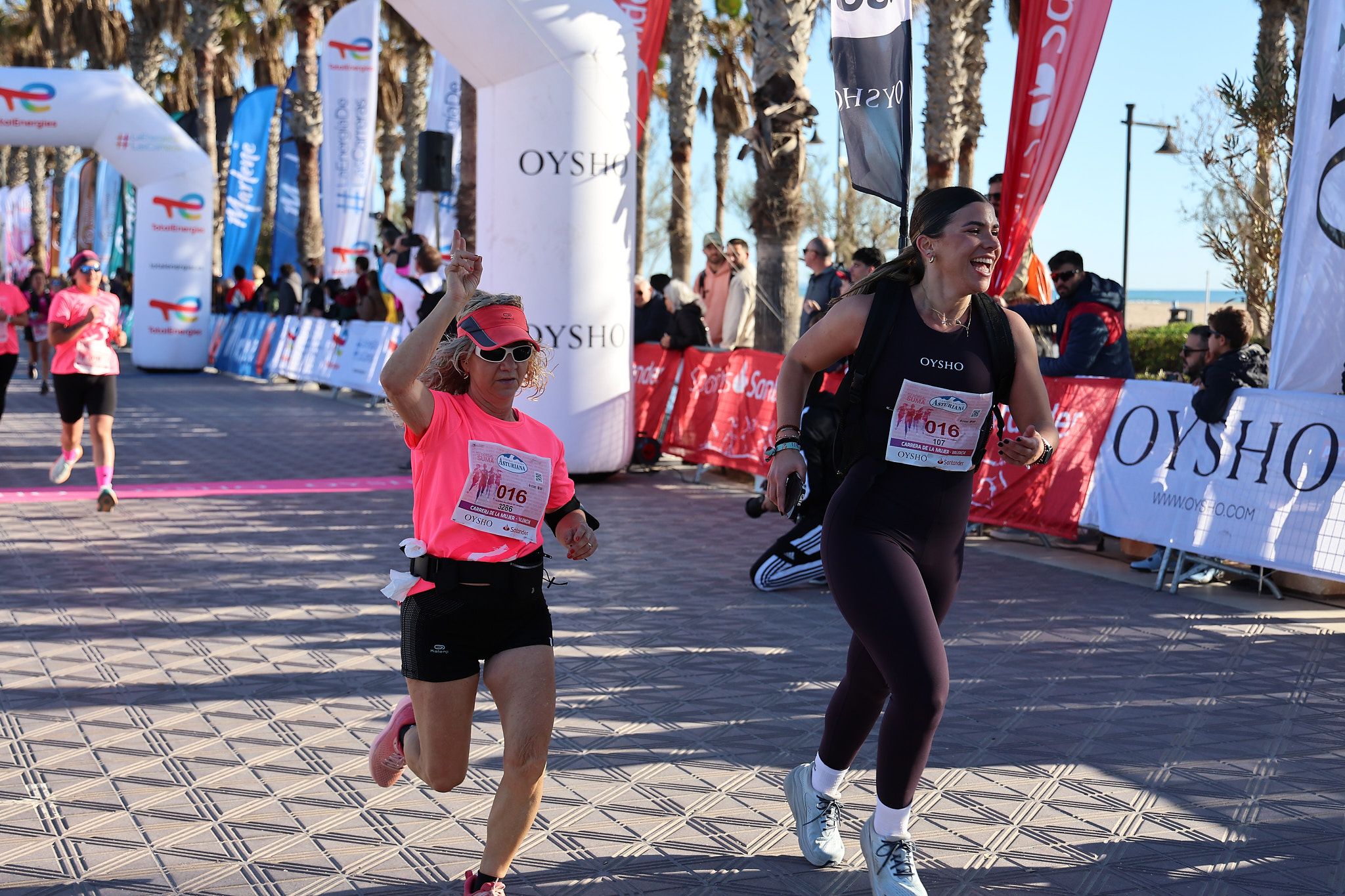Las mejores fotos de la Carrera de la Mujer Central Lechera Asturiana de Valencia 2025. 448
