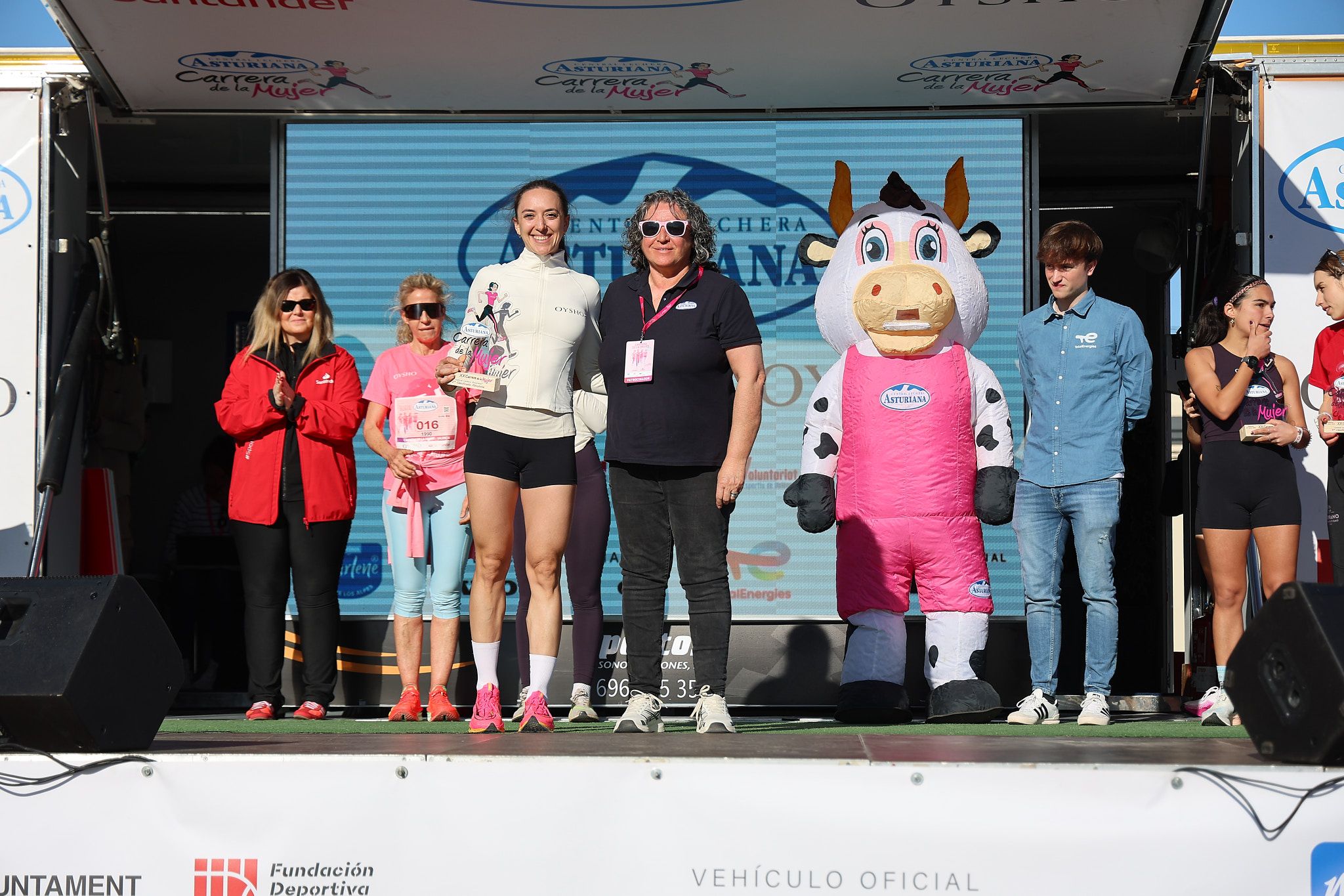 Las mejores fotos de la Carrera de la Mujer Central Lechera Asturiana de Valencia 2025. 939