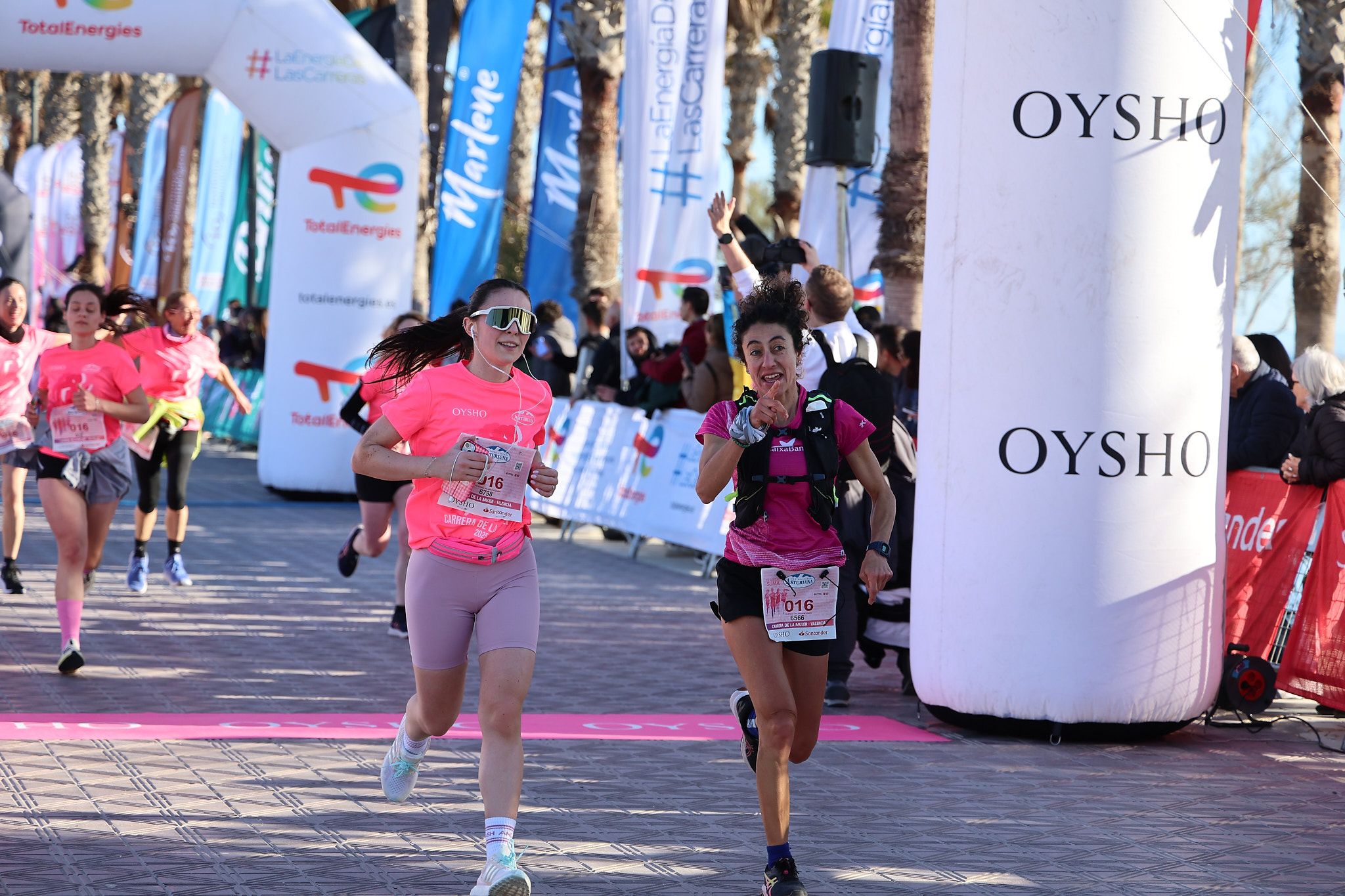 Las mejores fotos de la Carrera de la Mujer Central Lechera Asturiana de Valencia 2025. 453
