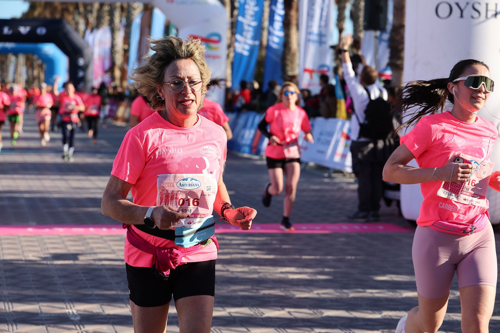 Las mejores fotos de la Carrera de la Mujer Central Lechera Asturiana de Valencia 2025. 455