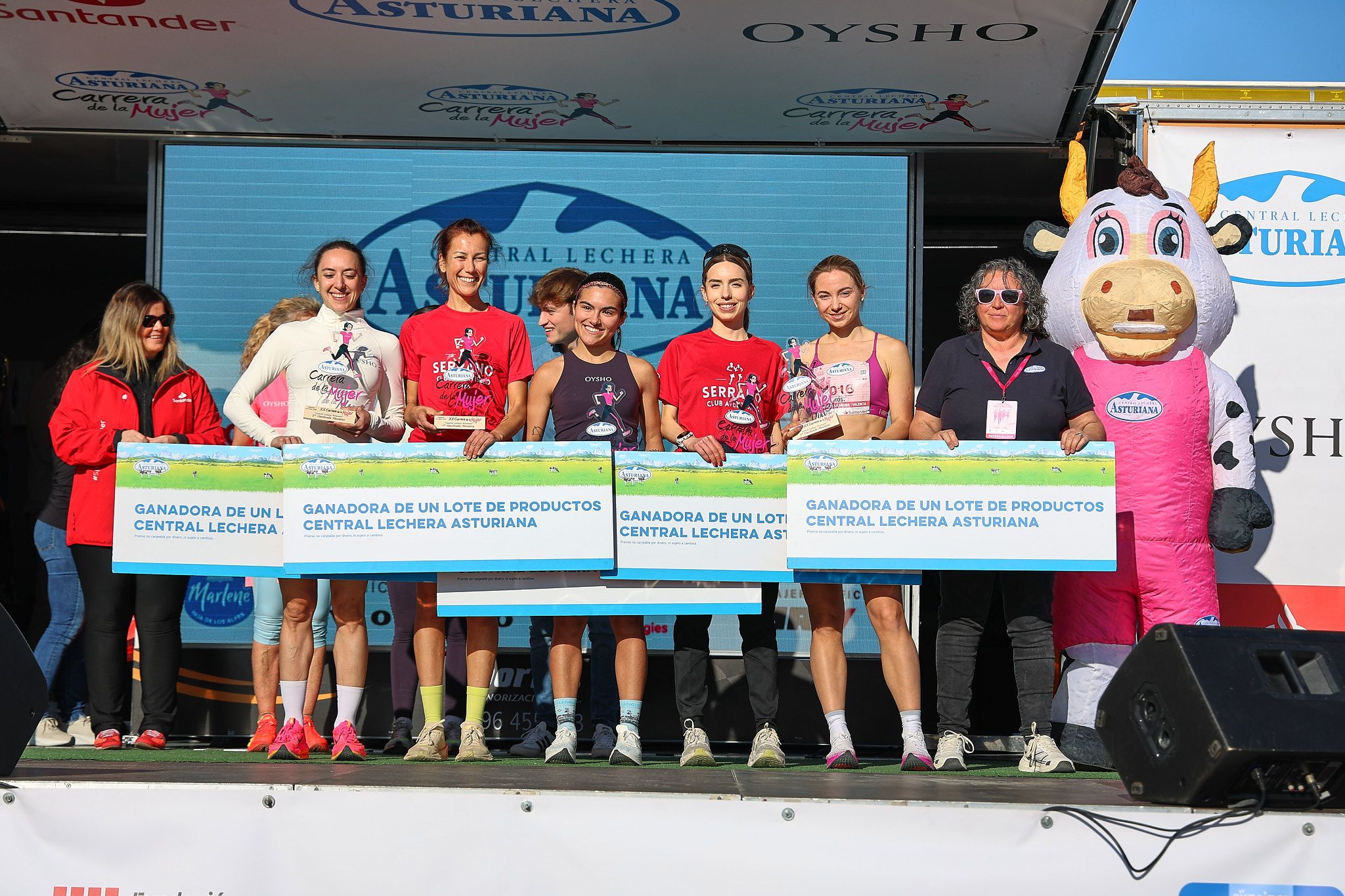 Las mejores fotos de la Carrera de la Mujer Central Lechera Asturiana de Valencia 2025. 949