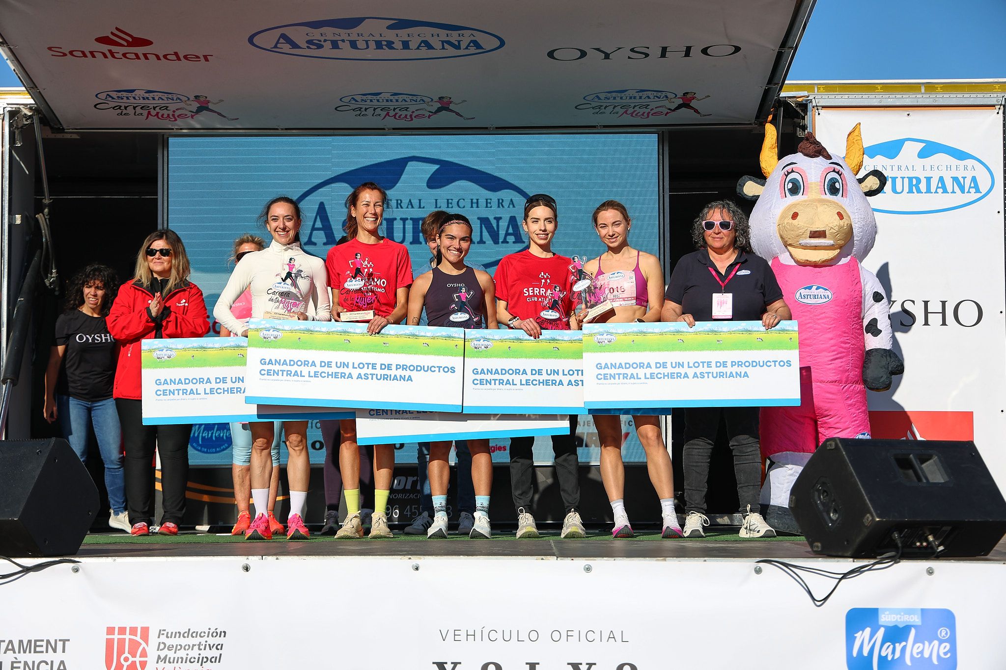 Las mejores fotos de la Carrera de la Mujer Central Lechera Asturiana de Valencia 2025. 951