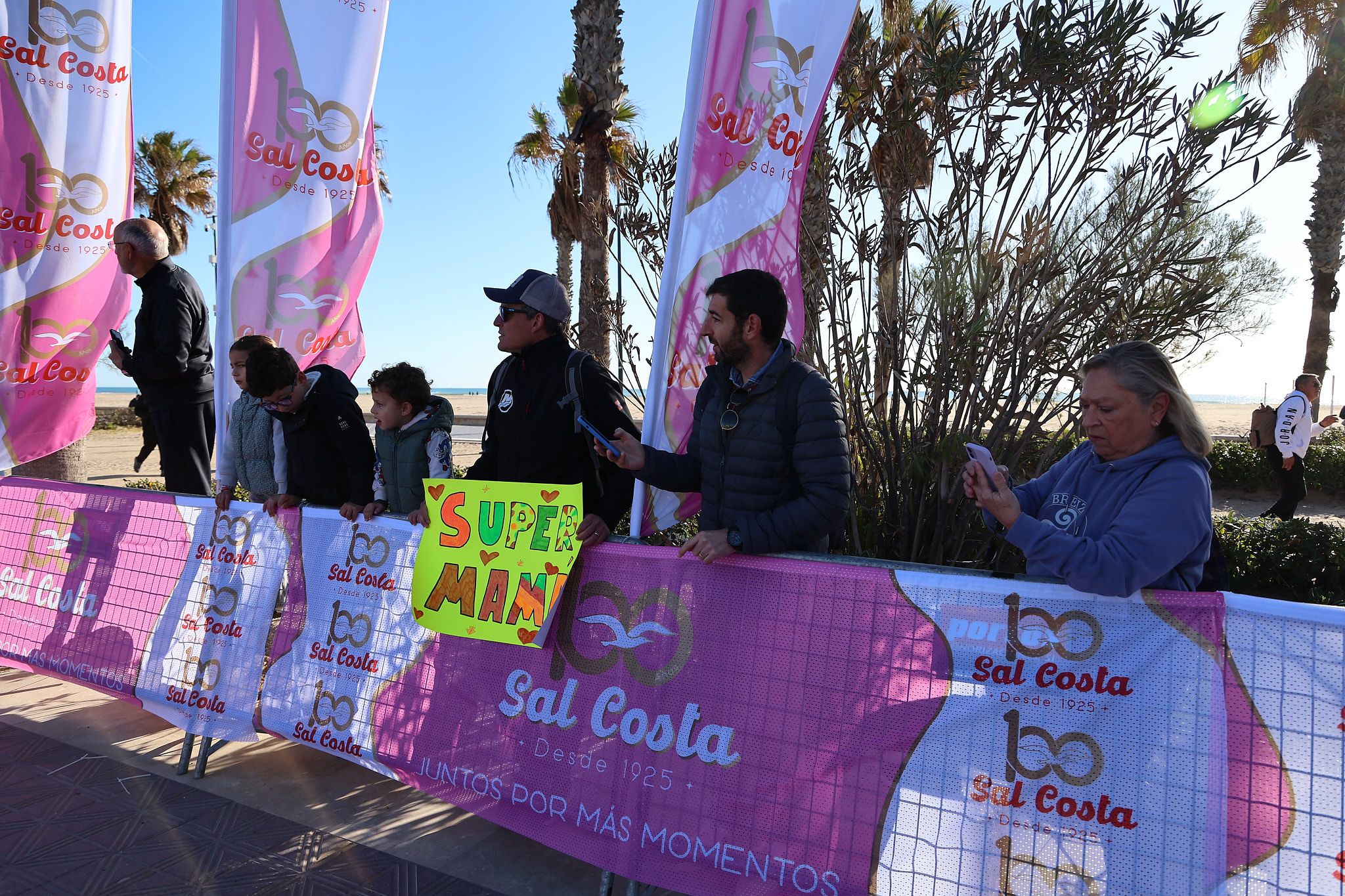 Las mejores fotos de la Carrera de la Mujer Central Lechera Asturiana de Valencia 2025. 701
