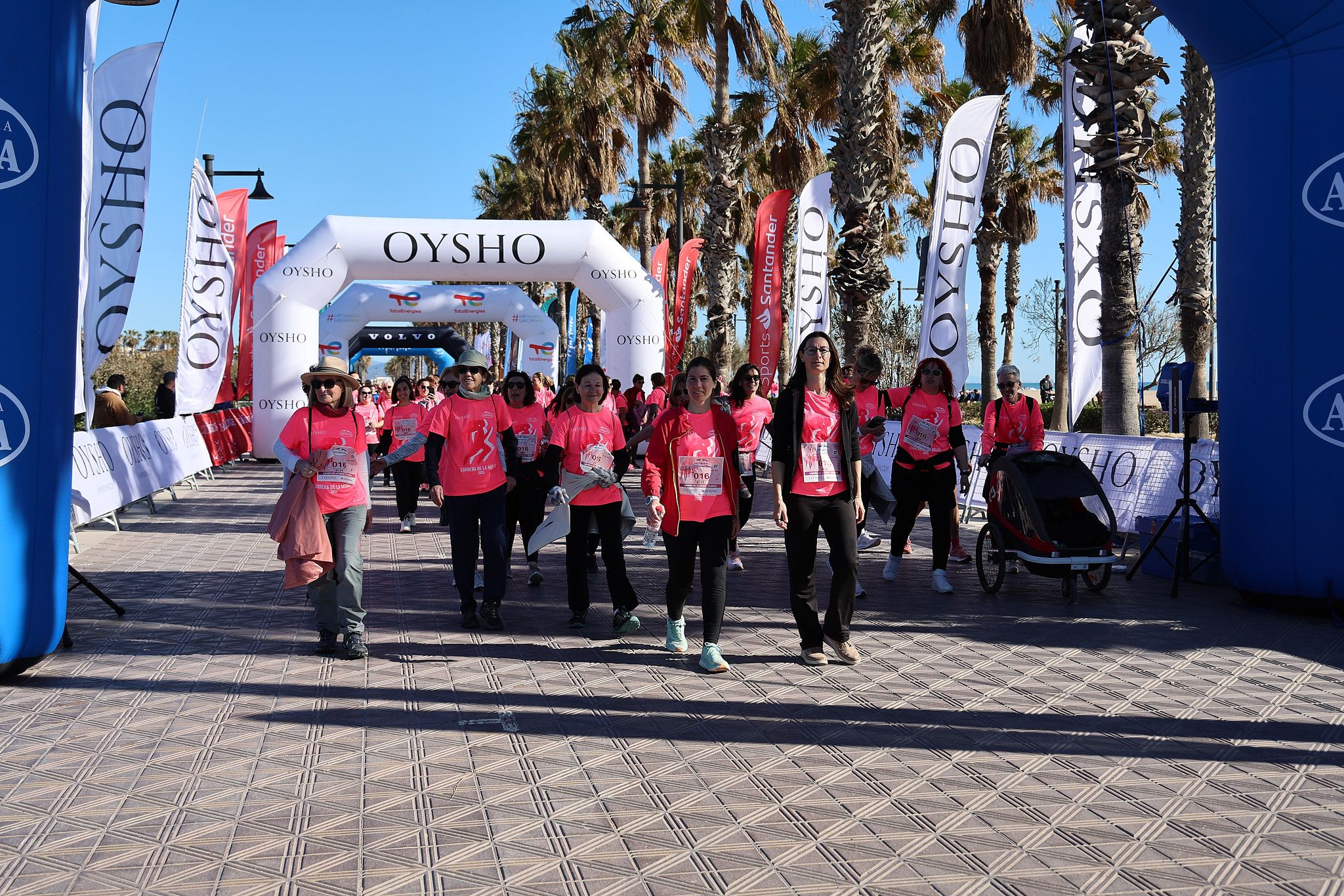 Las mejores fotos de la Carrera de la Mujer Central Lechera Asturiana de Valencia 2025. 1439