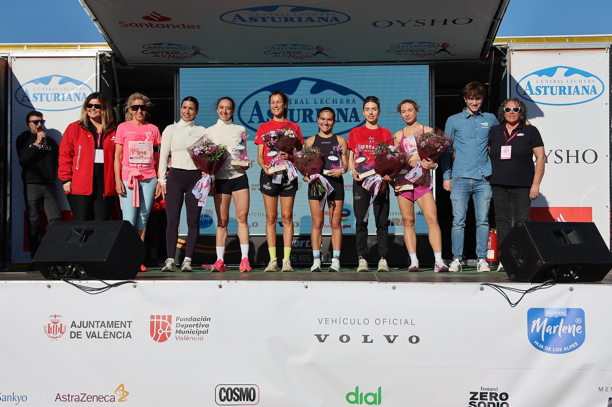 Las mejores fotos de la Carrera de la Mujer Central Lechera Asturiana de Valencia 2025. 963