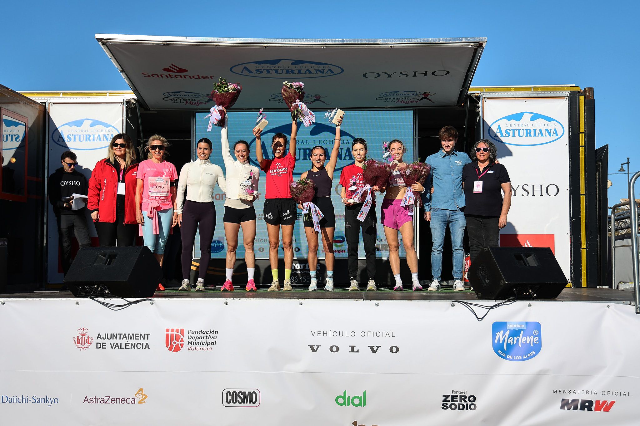 Las mejores fotos de la Carrera de la Mujer Central Lechera Asturiana de Valencia 2025. 965