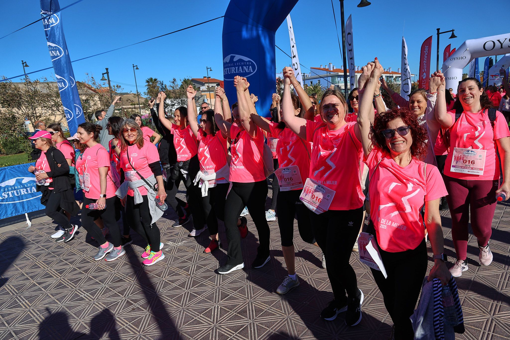 Las mejores fotos de la Carrera de la Mujer Central Lechera Asturiana de Valencia 2025. 1188