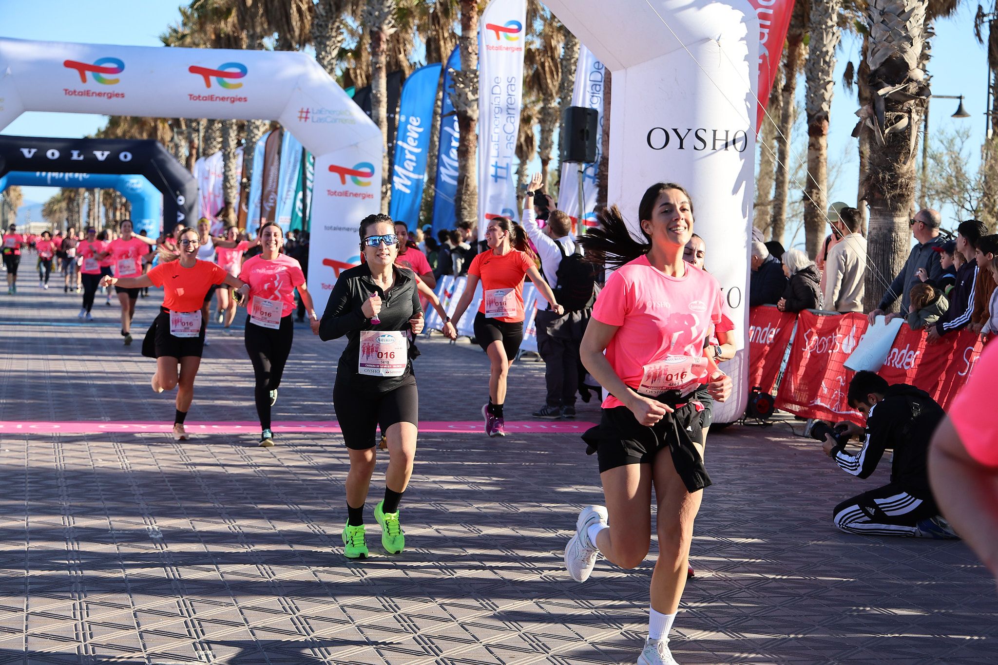 Las mejores fotos de la Carrera de la Mujer Central Lechera Asturiana de Valencia 2025. 473
