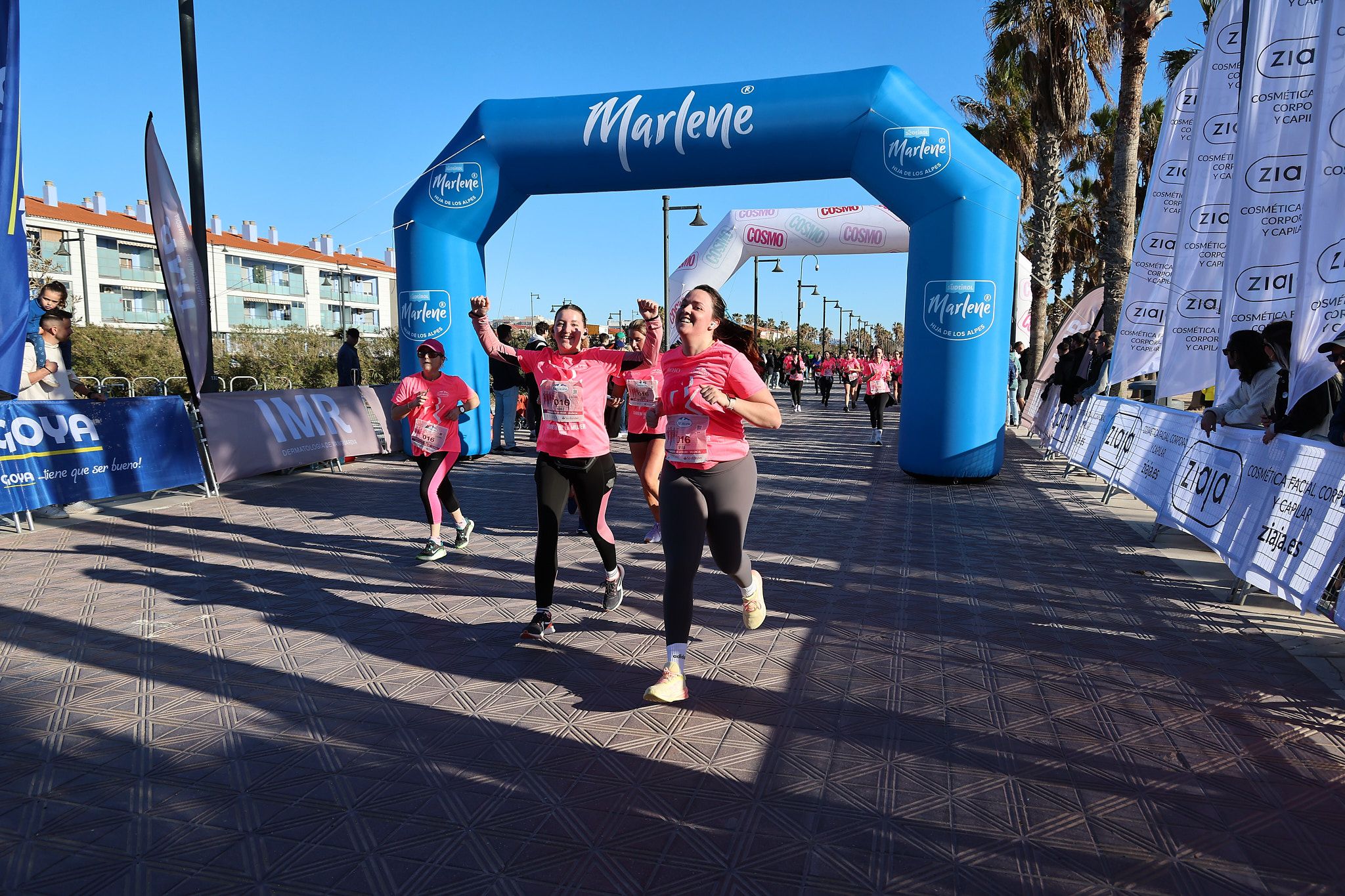Las mejores fotos de la Carrera de la Mujer Central Lechera Asturiana de Valencia 2025. 711