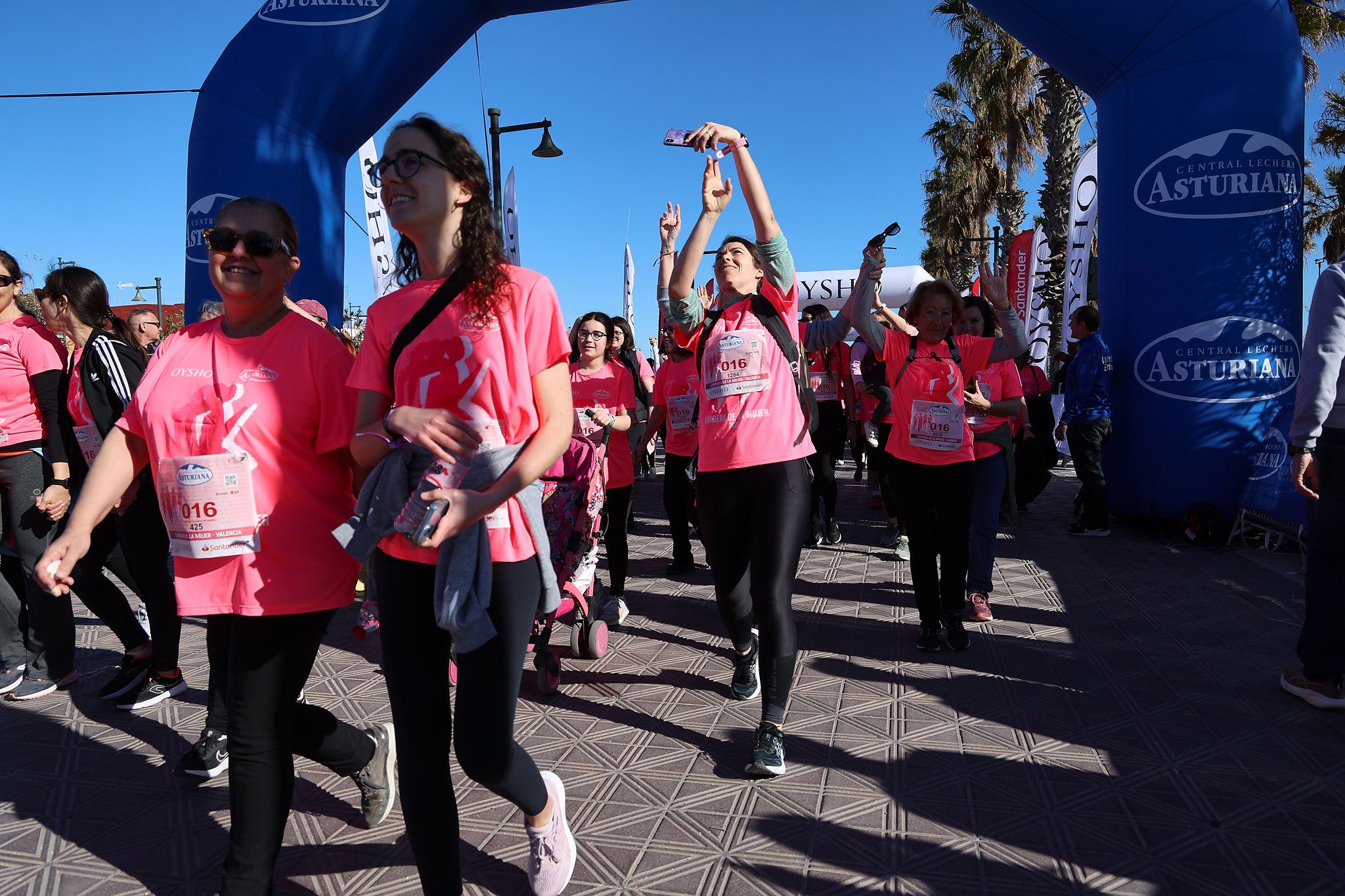 Las mejores fotos de la Carrera de la Mujer Central Lechera Asturiana de Valencia 2025. 1195