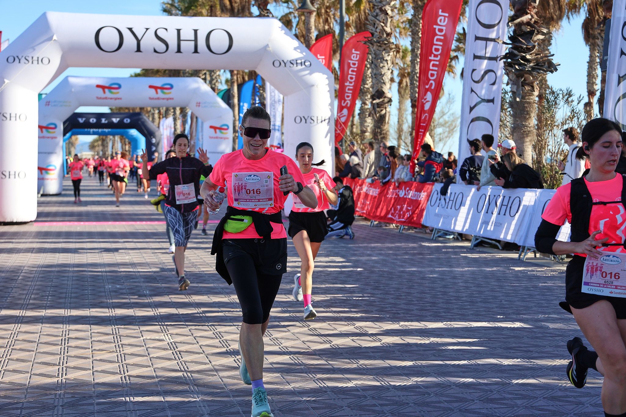Las mejores fotos de la Carrera de la Mujer Central Lechera Asturiana de Valencia 2025. 485