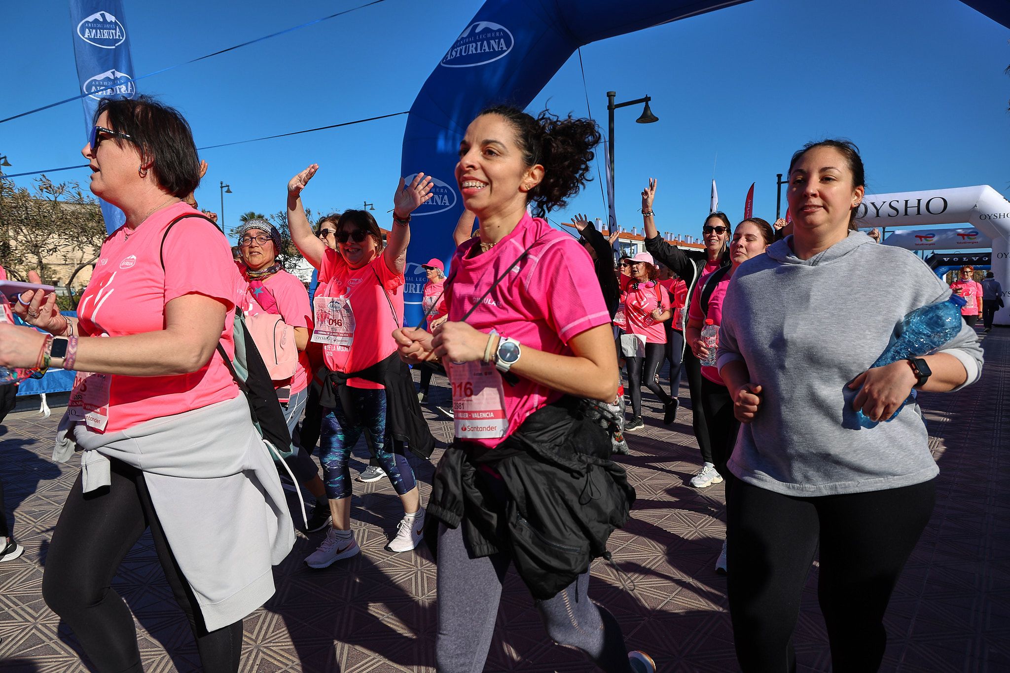 Las mejores fotos de la Carrera de la Mujer Central Lechera Asturiana de Valencia 2025. 1205