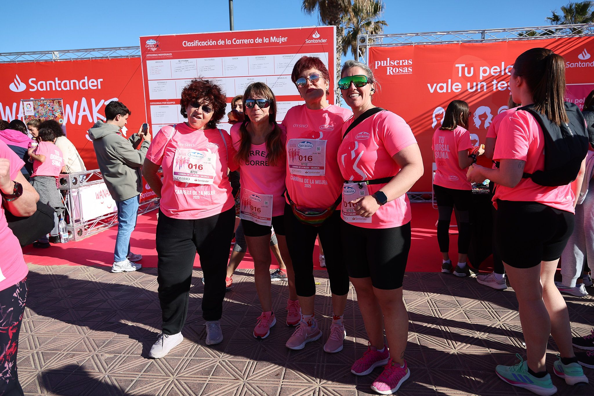 Las mejores fotos de la Carrera de la Mujer Central Lechera Asturiana de Valencia 2025. 986
